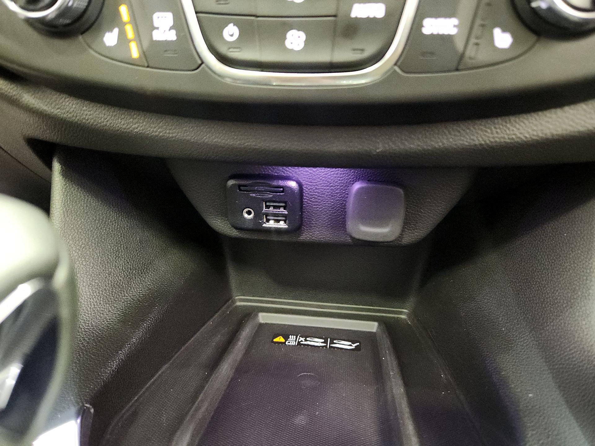 Thumbnail: 2023 Chevrolet Traverse - 19