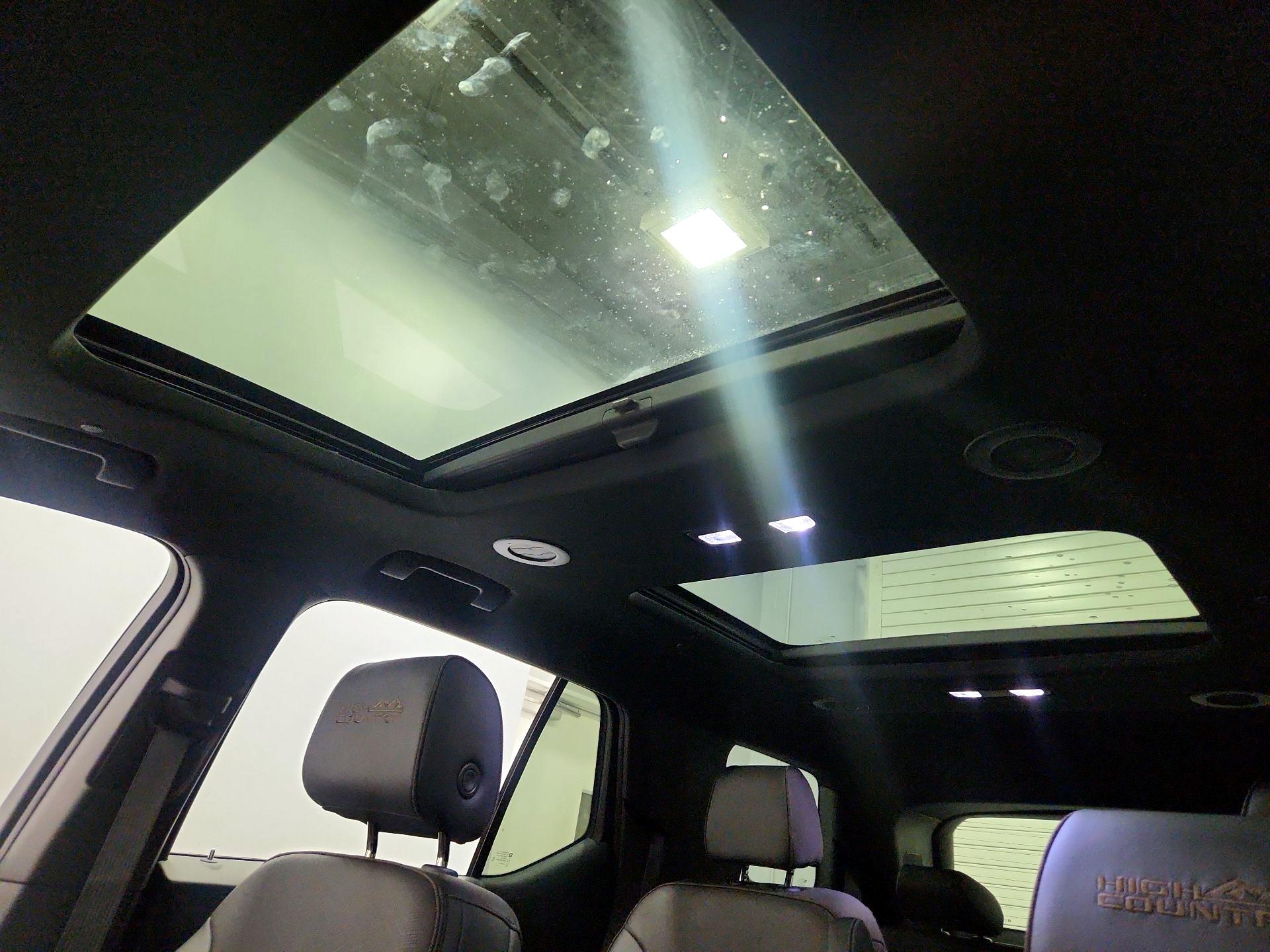 Thumbnail: 2023 Chevrolet Traverse - 20