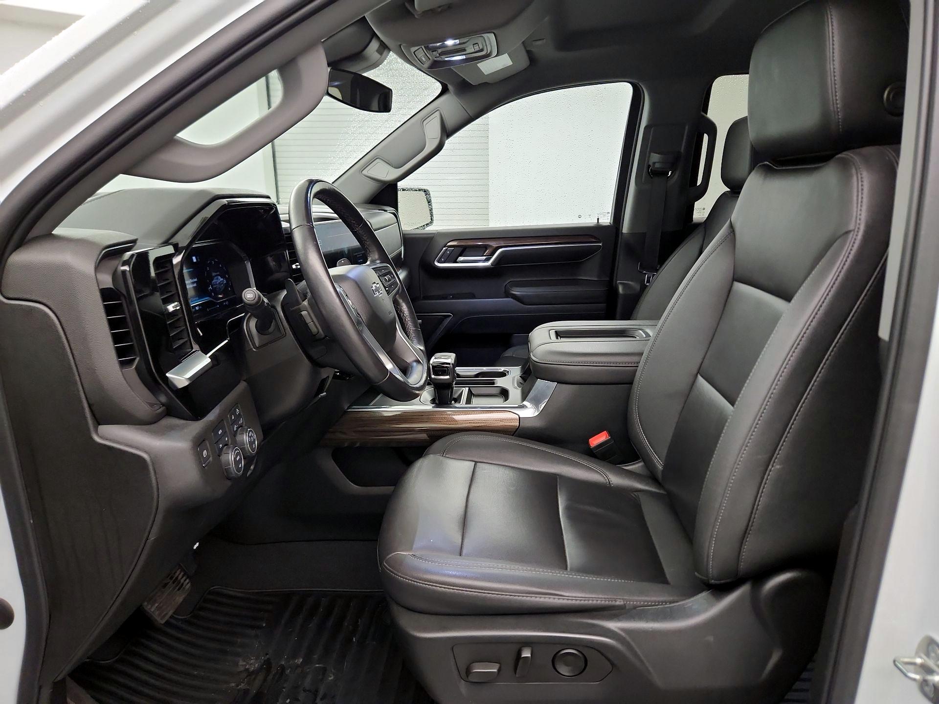 Thumbnail: 2022 Chevrolet Silverado 1500 - 9