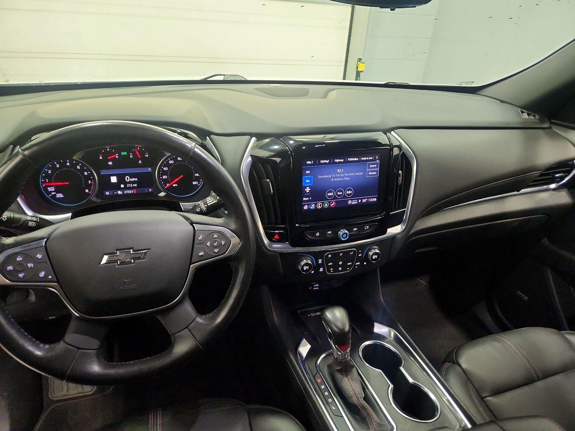 Thumbnail: 2022 Chevrolet Traverse - 9