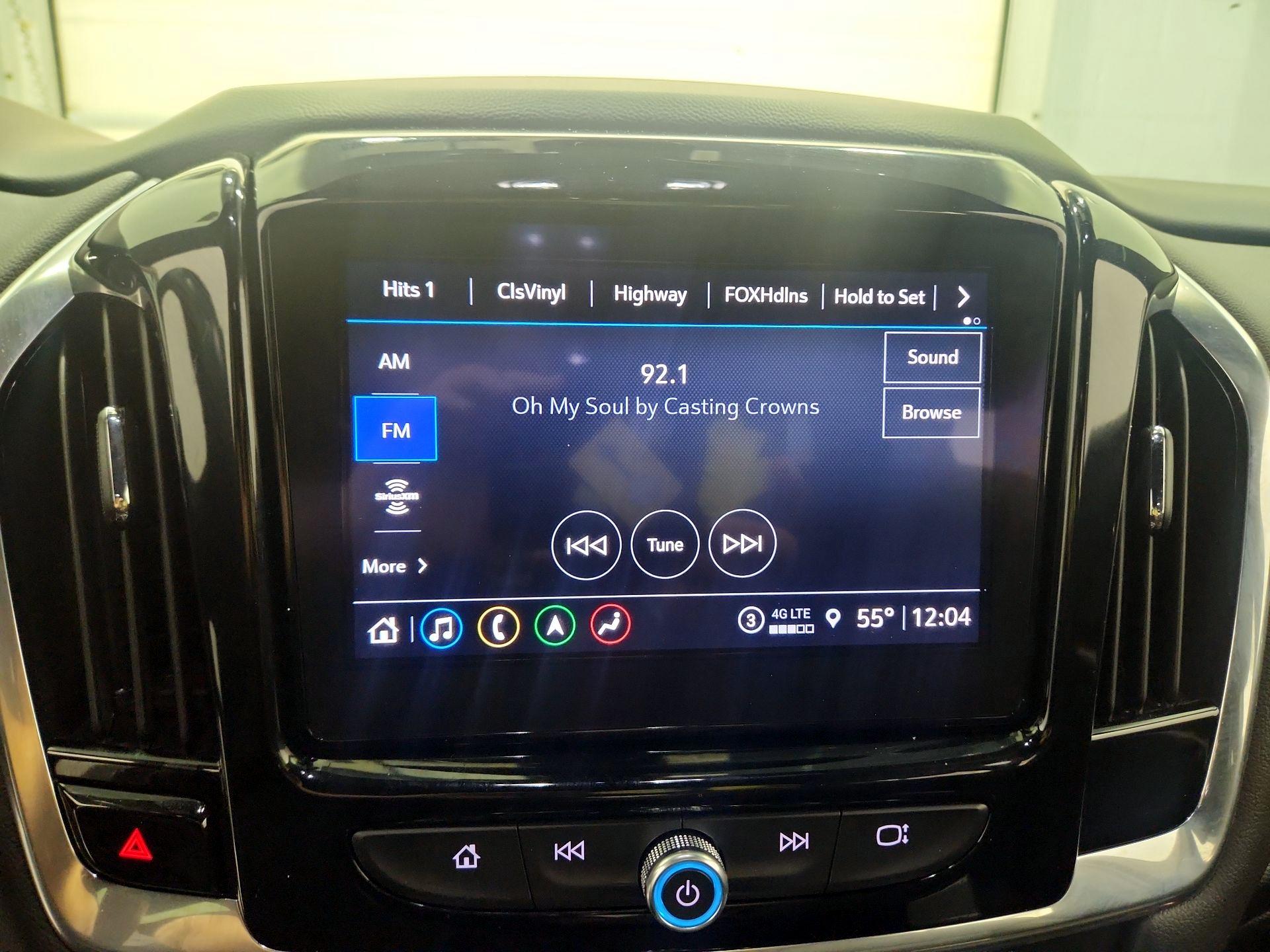 Thumbnail: 2022 Chevrolet Traverse - 16