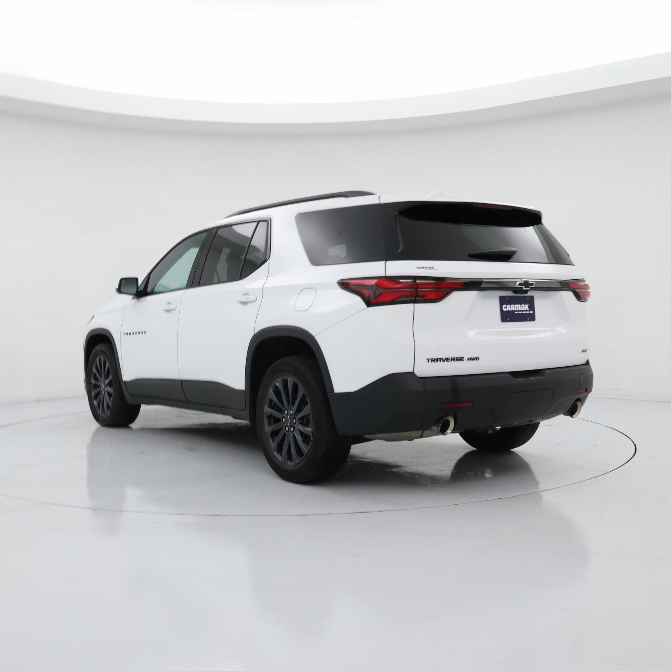 Thumbnail: 2022 Chevrolet Traverse - 2