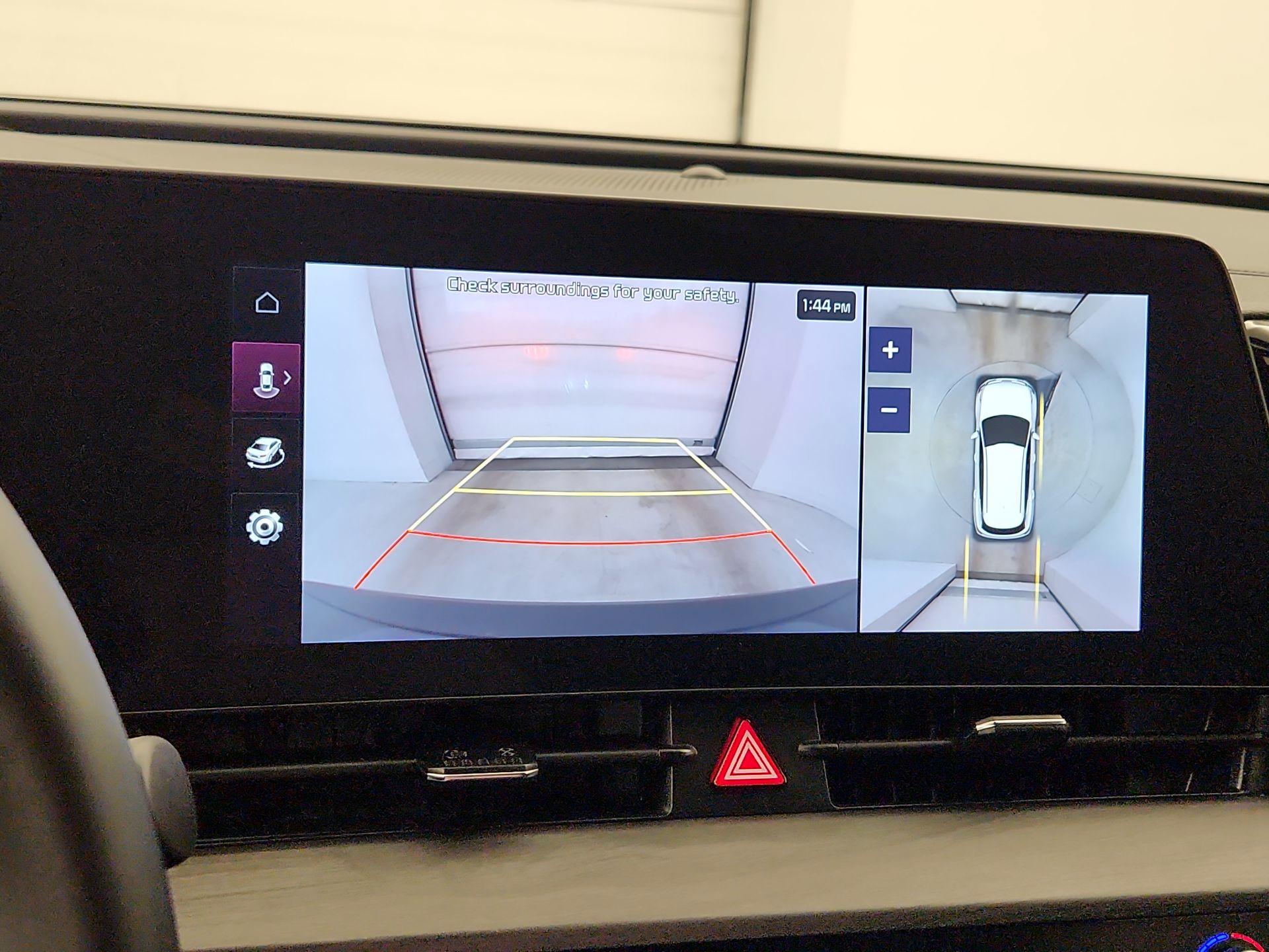 Thumbnail: 2023 Kia Sportage - 13