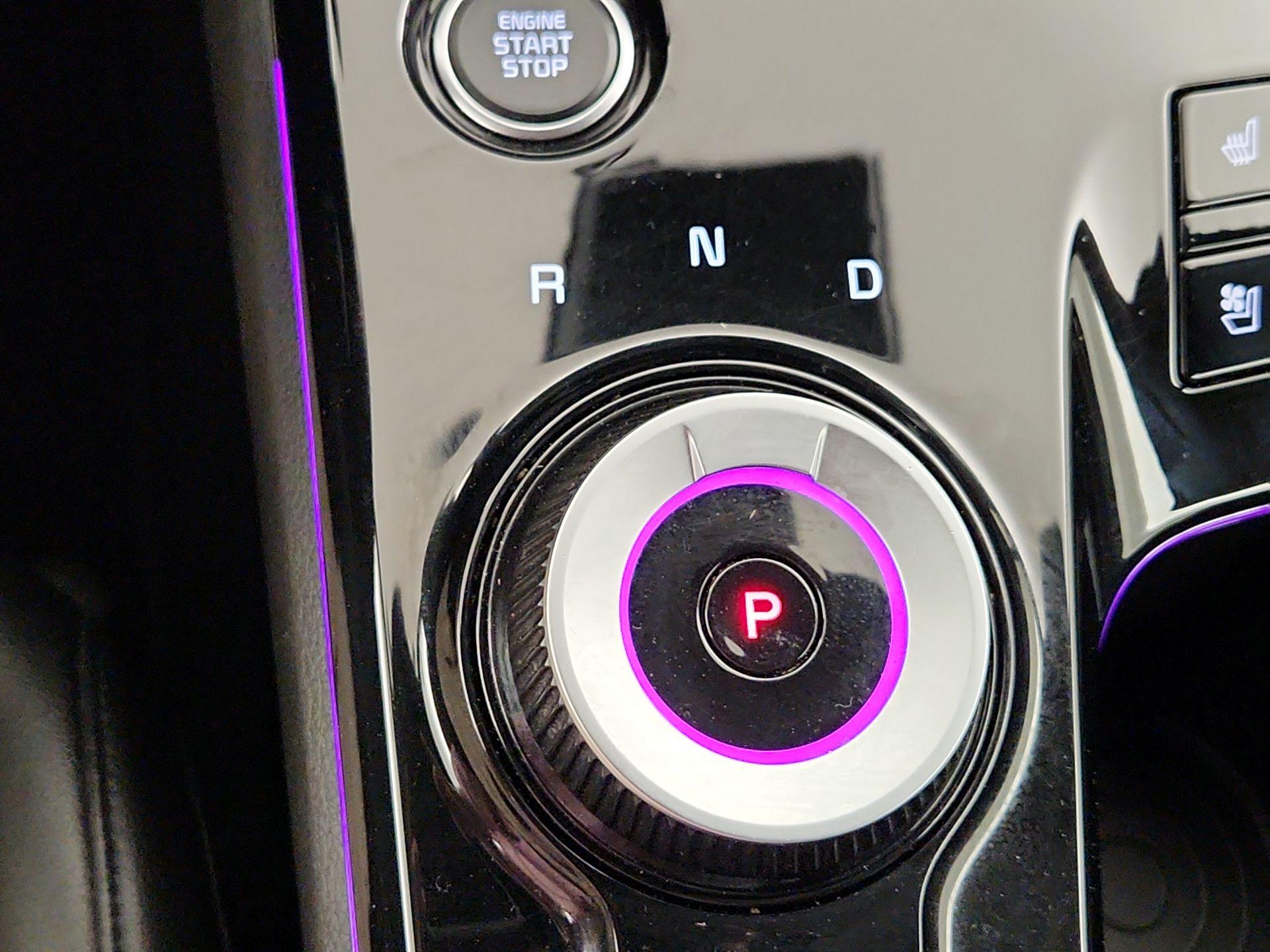 Thumbnail: 2023 Kia Sportage - 16