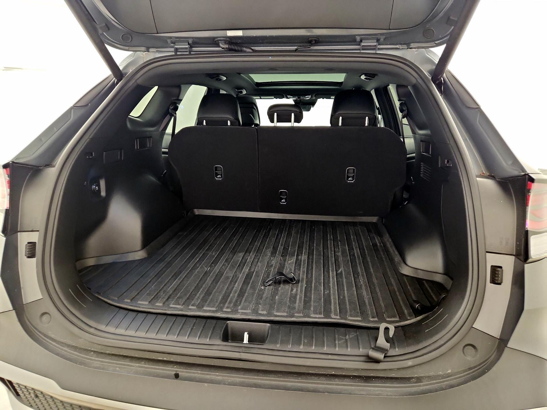 Thumbnail: 2023 Kia Sportage - 20