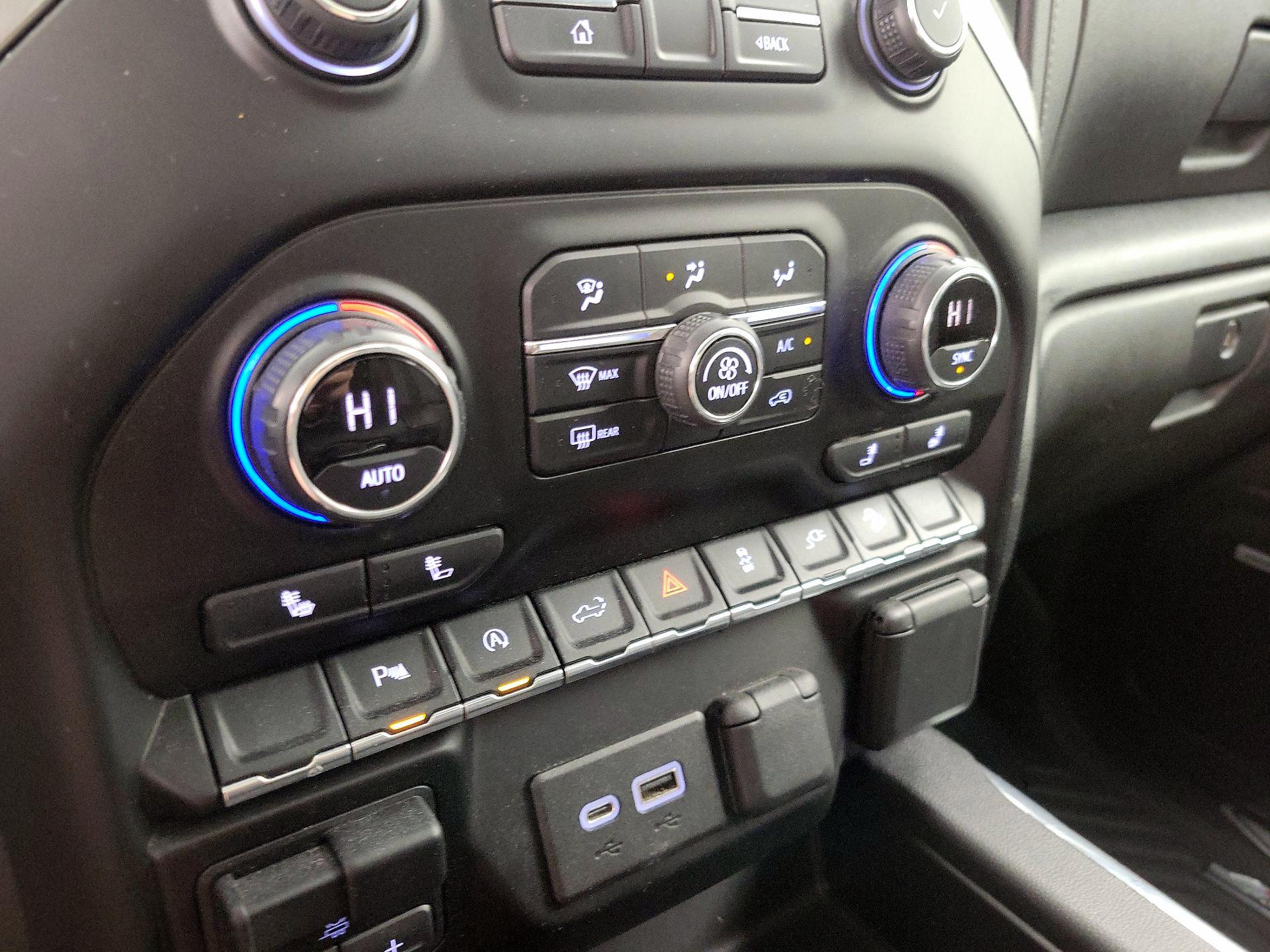 Thumbnail: 2021 Chevrolet Silverado 1500 - 16