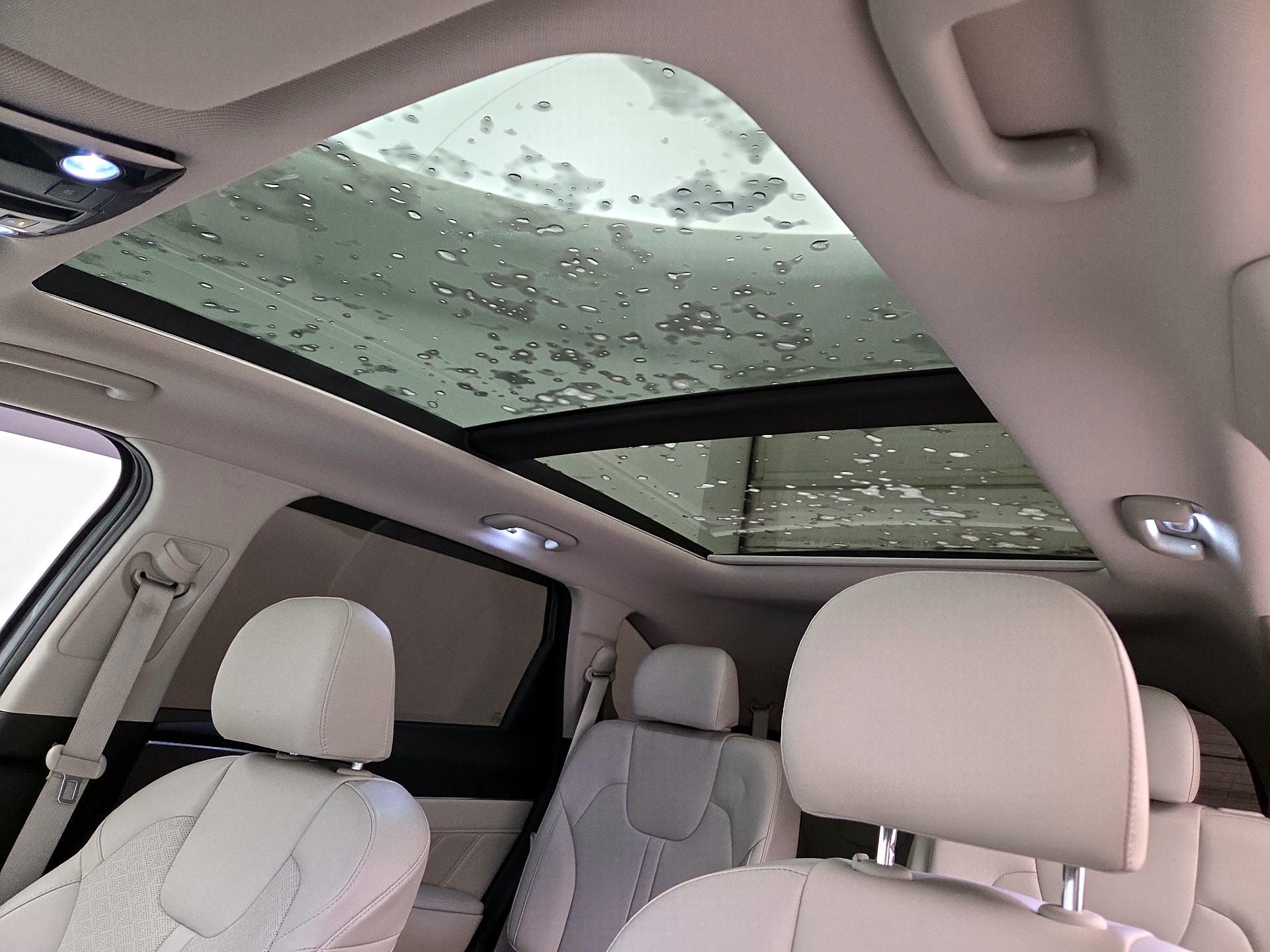 Thumbnail: 2023 Kia Sorento - 20