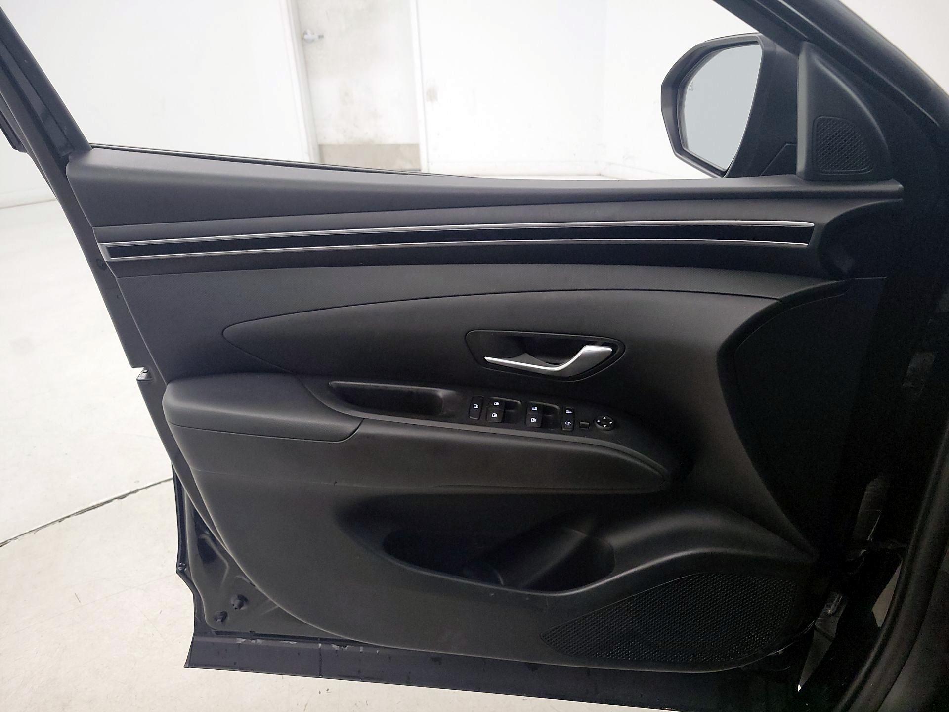 Thumbnail: 2022 Hyundai Tucson - 12