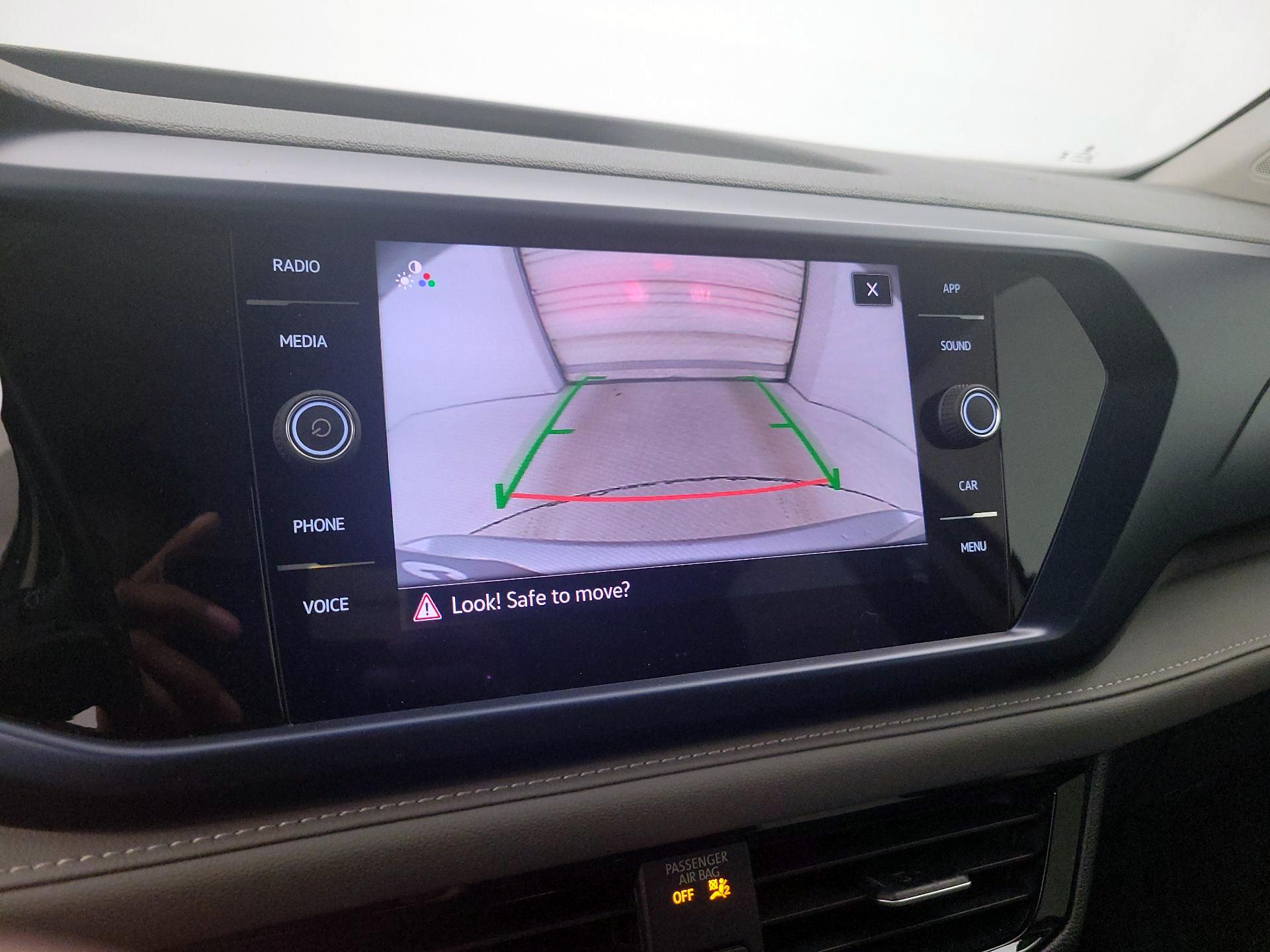 Thumbnail: 2024 Volkswagen Taos - 14