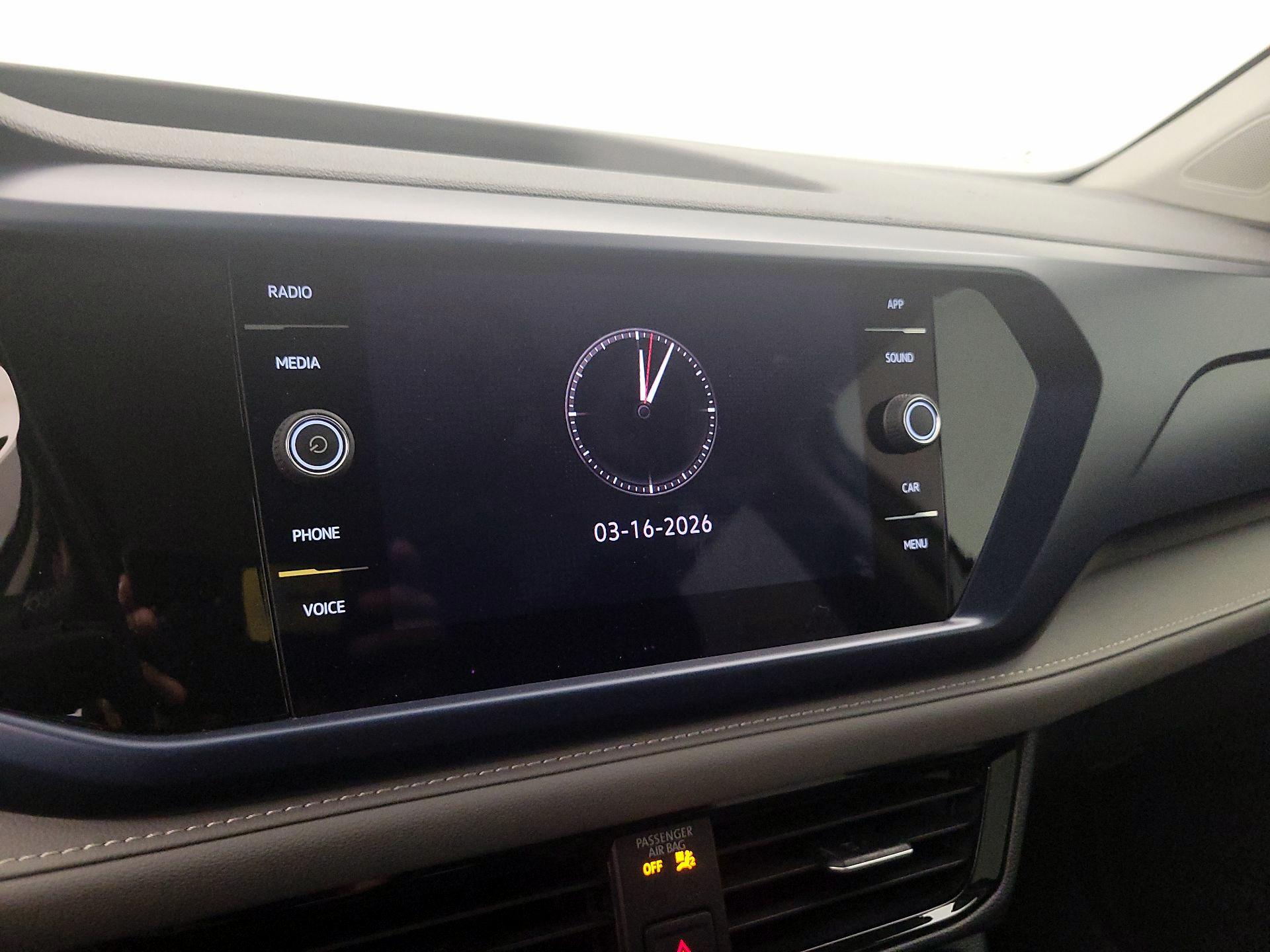 Thumbnail: 2024 Volkswagen Taos - 15