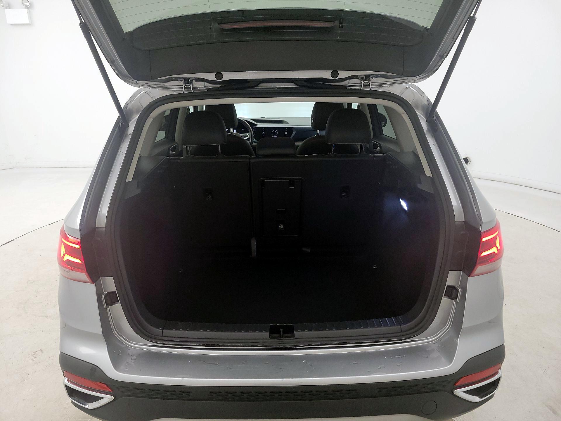 Thumbnail: 2024 Volkswagen Taos - 20