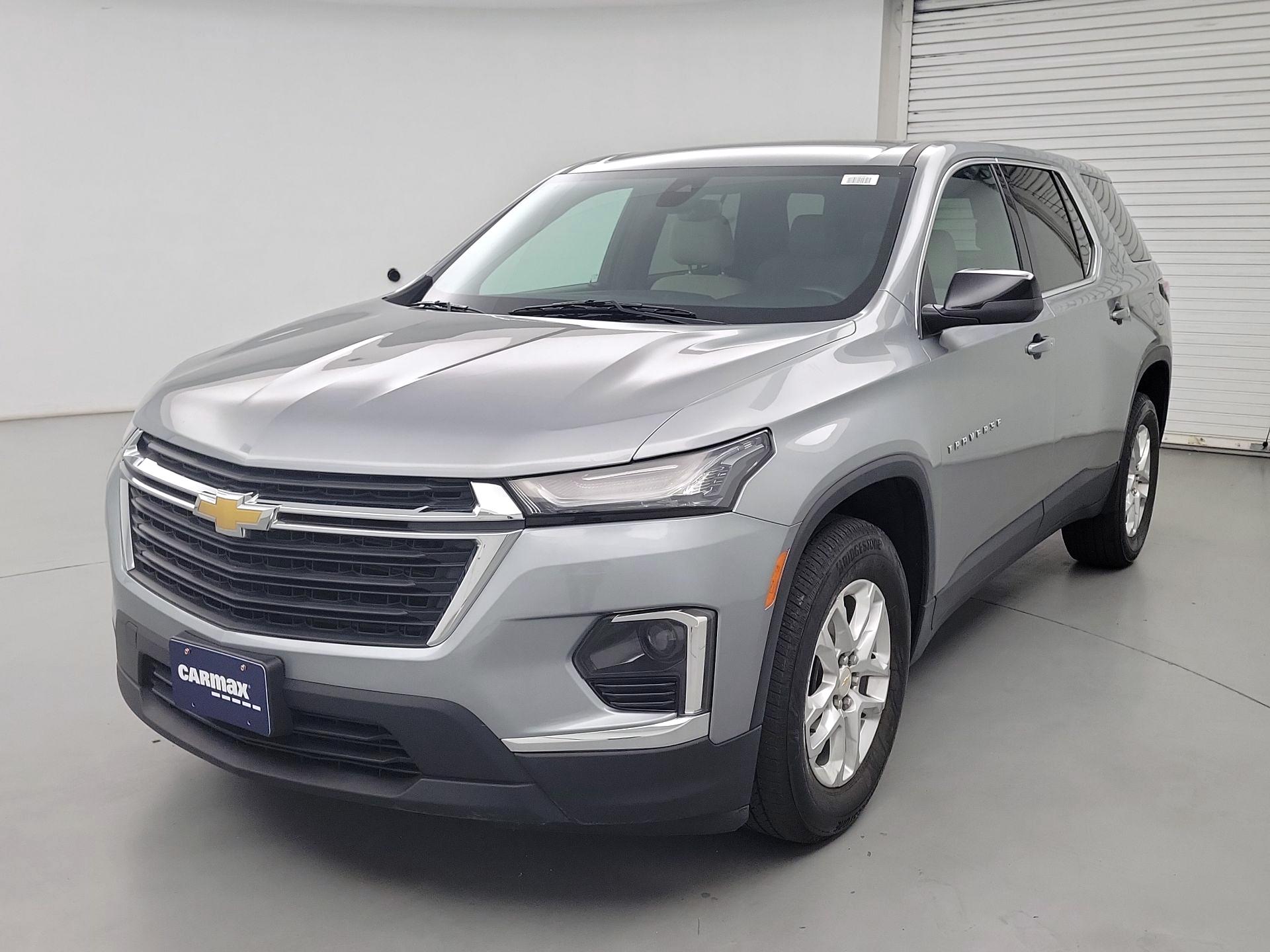 Thumbnail: 2023 Chevrolet Traverse - 3