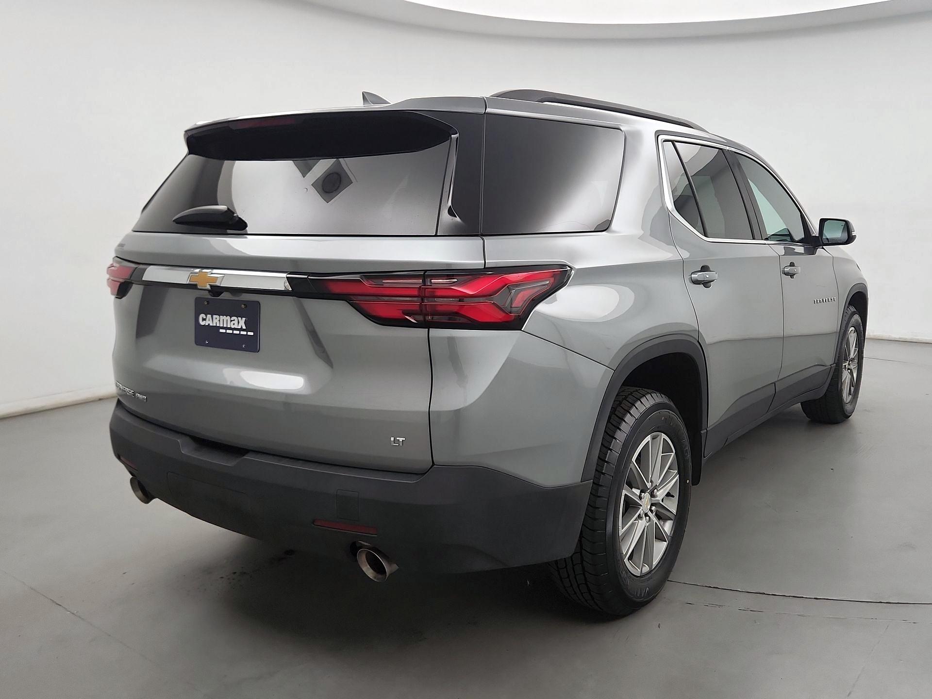 Thumbnail: 2023 Chevrolet Traverse - 5