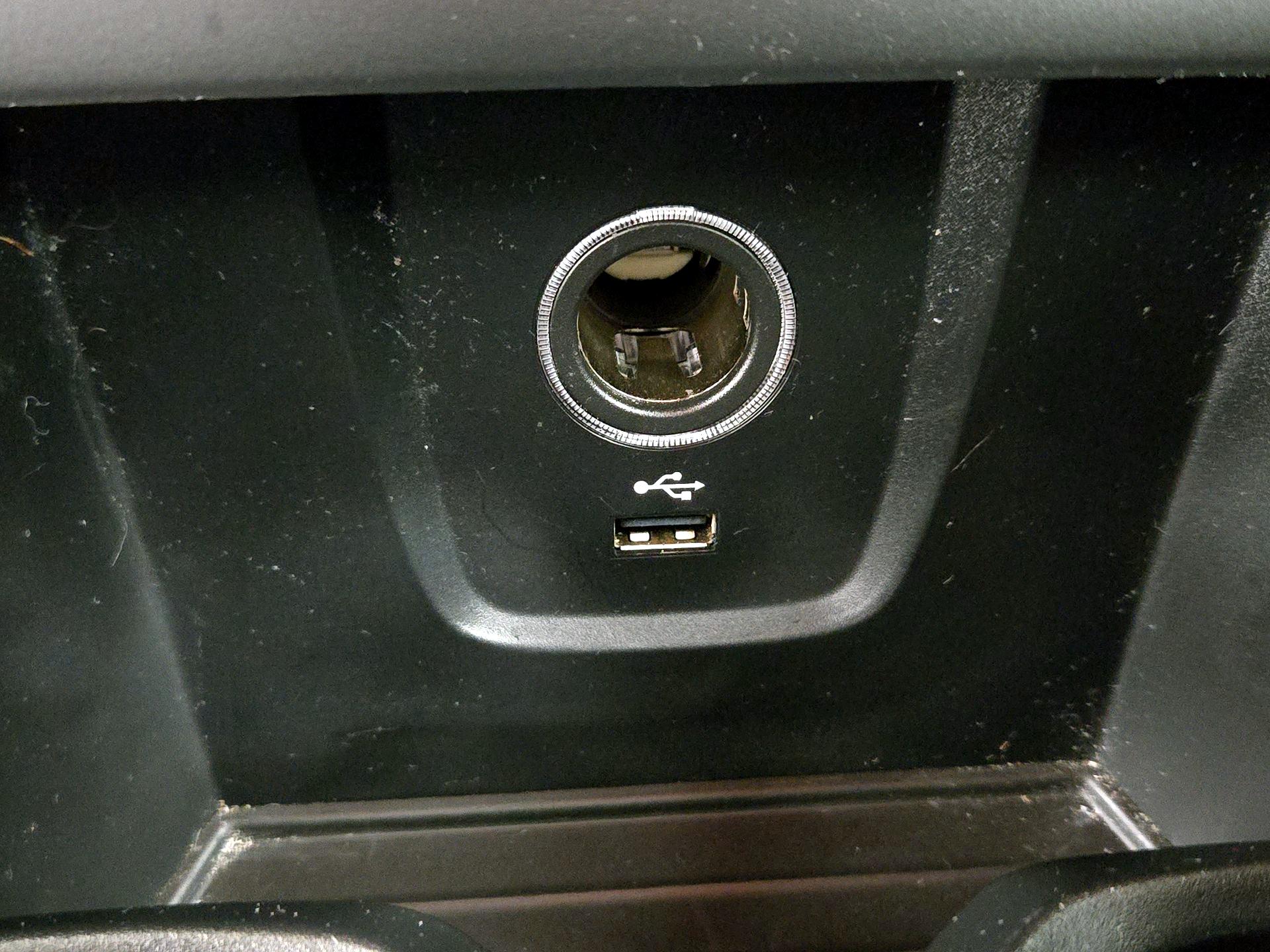 Thumbnail: 2021 BMW X1 - 19