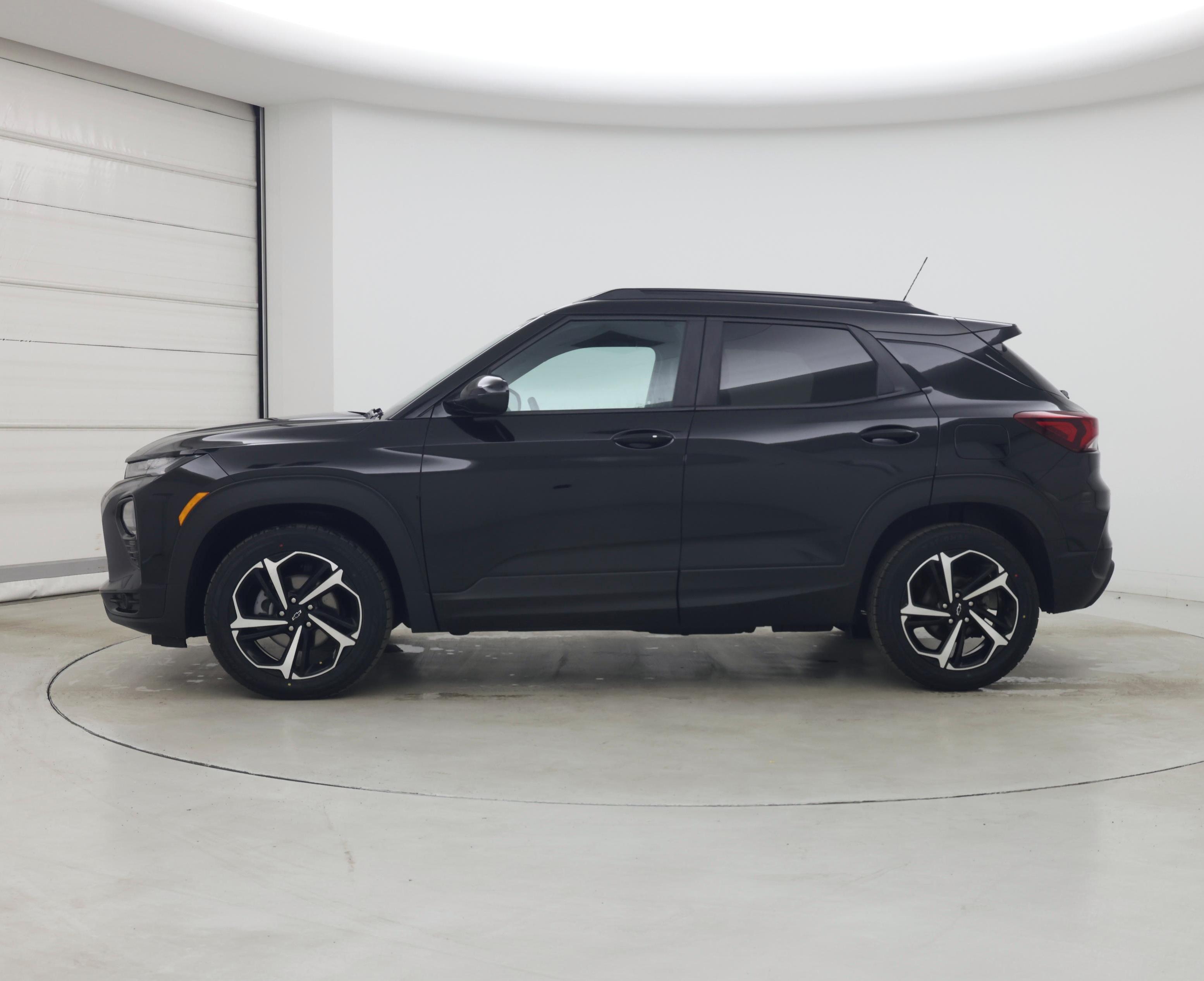 Thumbnail: 2022 Chevrolet TrailBlazer - 3