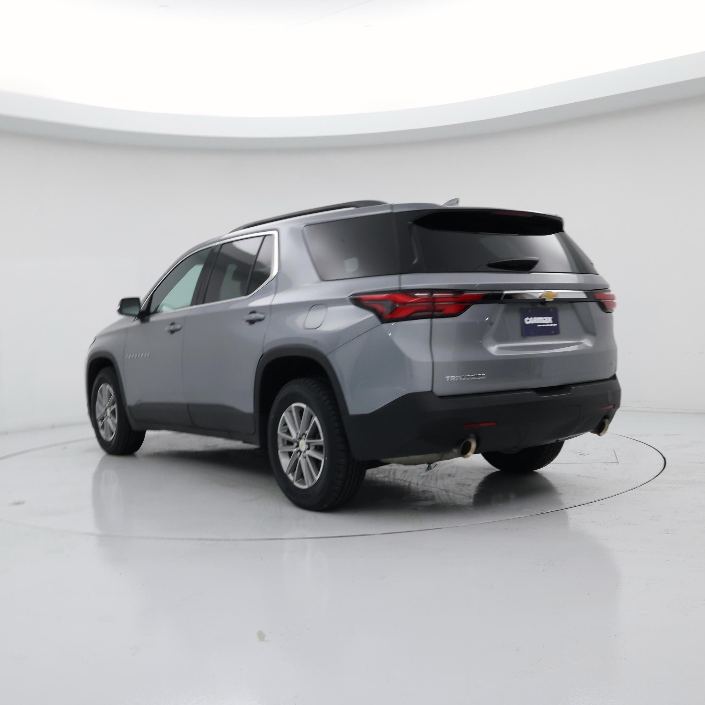 Thumbnail: 2023 Chevrolet Traverse - 2