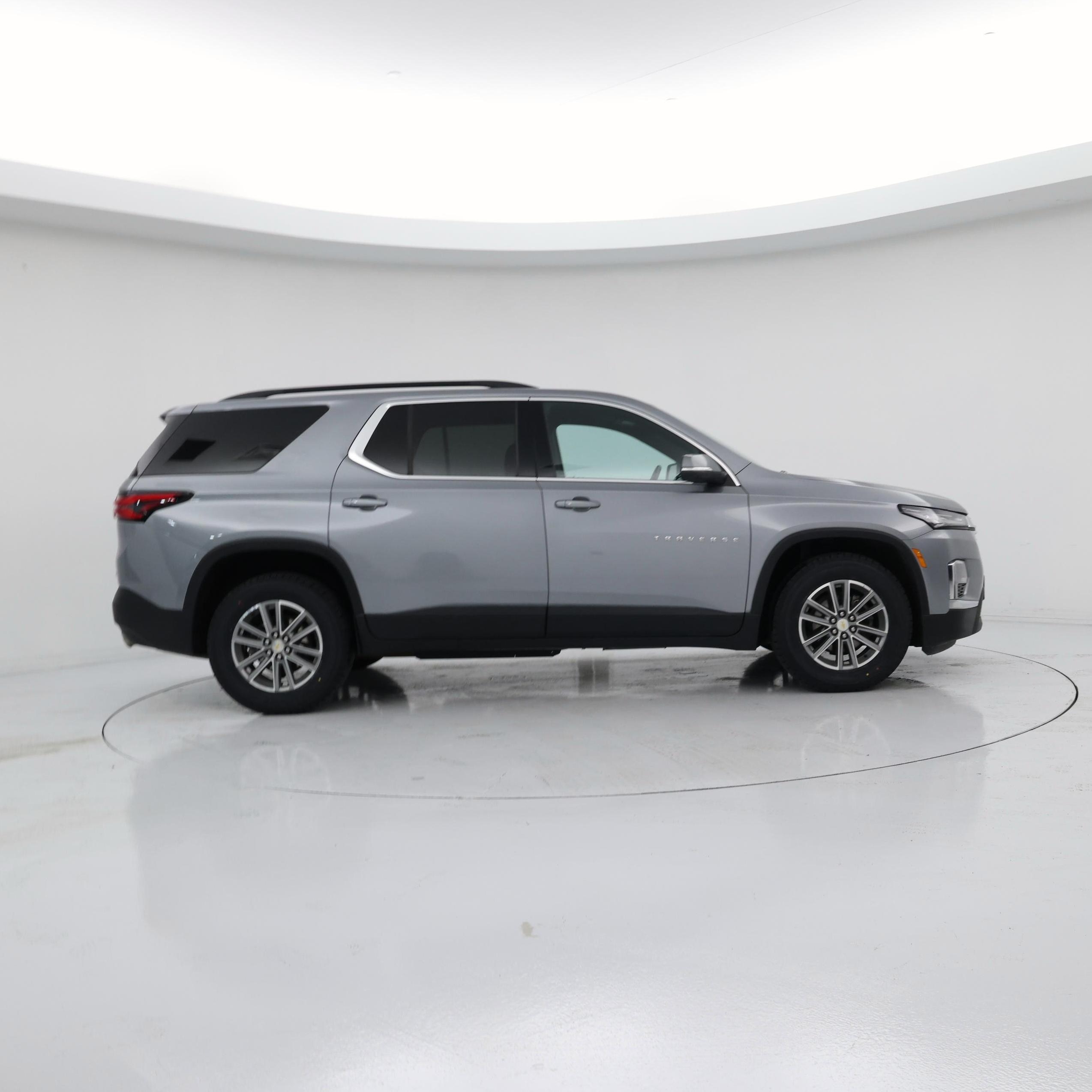 Thumbnail: 2023 Chevrolet Traverse - 7