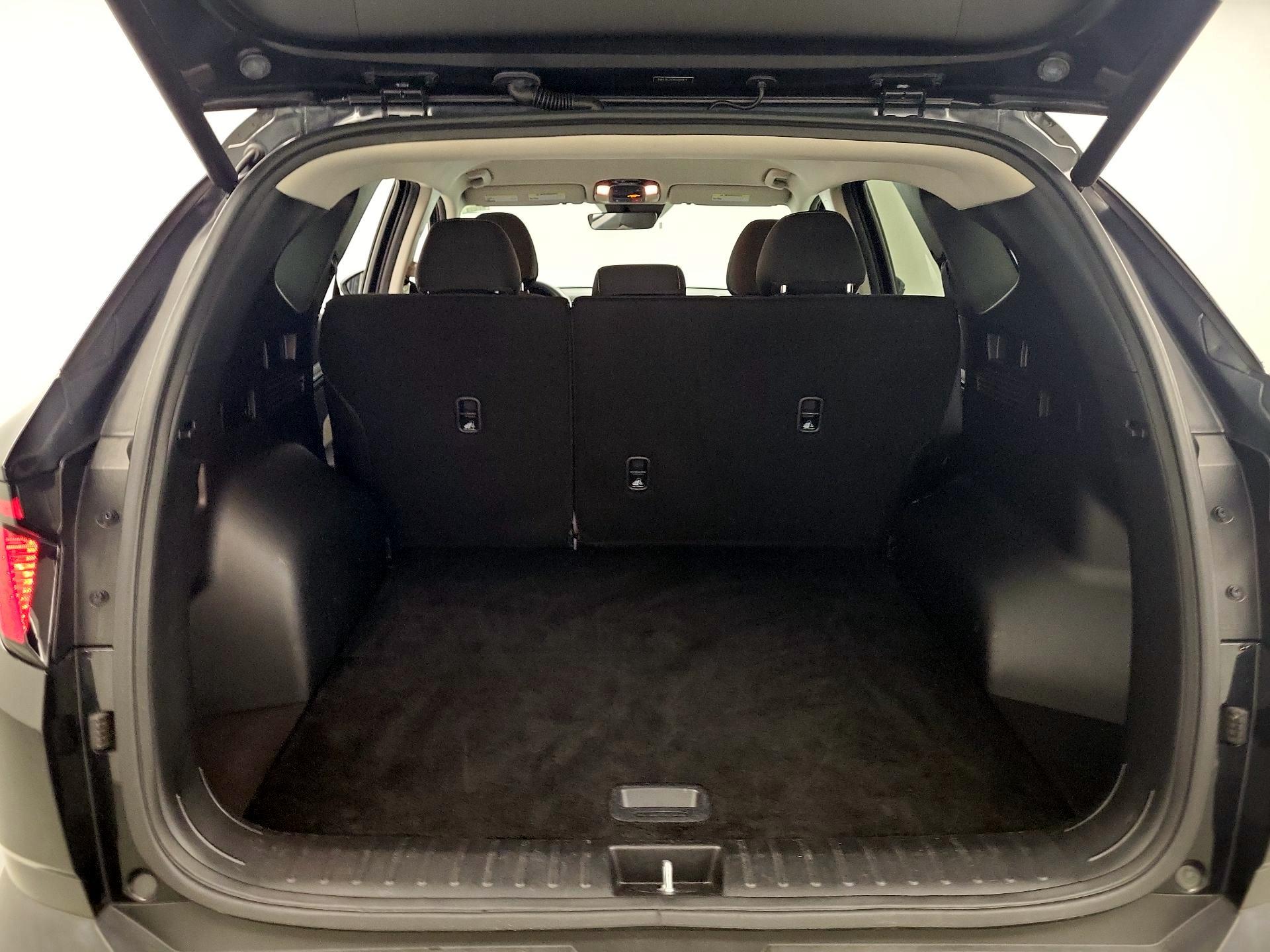 Thumbnail: 2024 Hyundai Tucson - 18