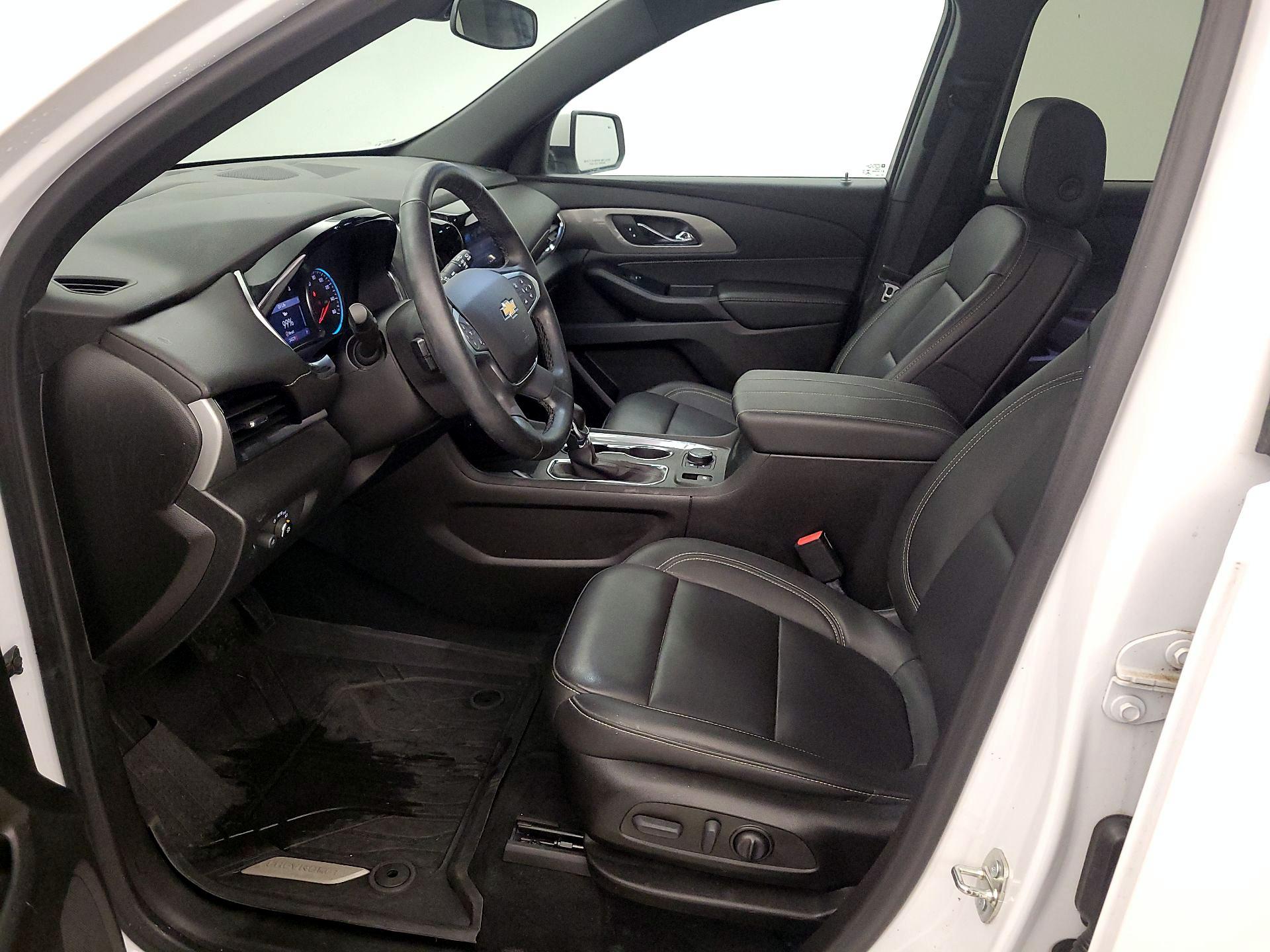 Thumbnail: 2023 Chevrolet Traverse - 11