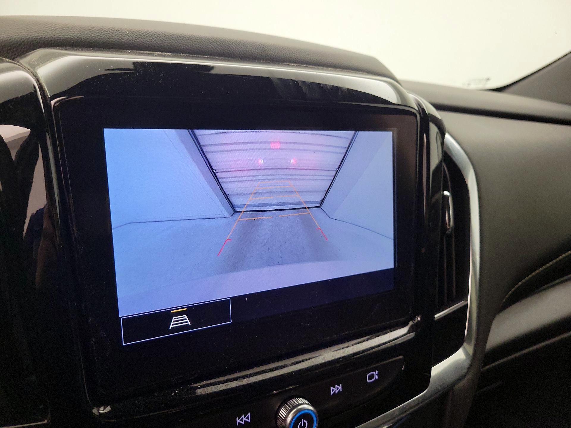 Thumbnail: 2023 Chevrolet Traverse - 14