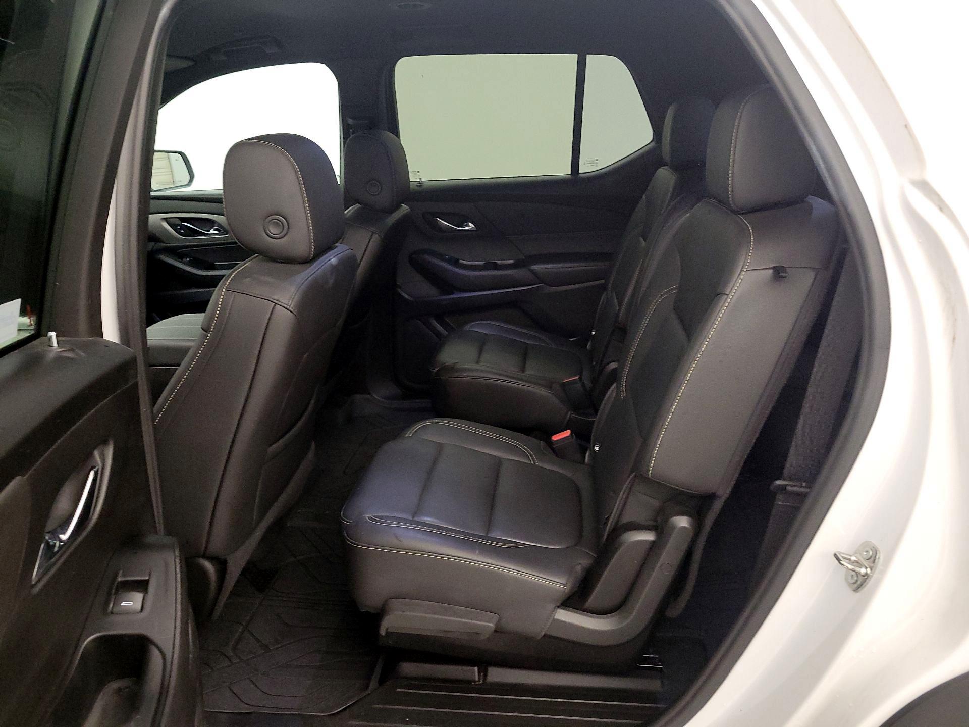 Thumbnail: 2023 Chevrolet Traverse - 19