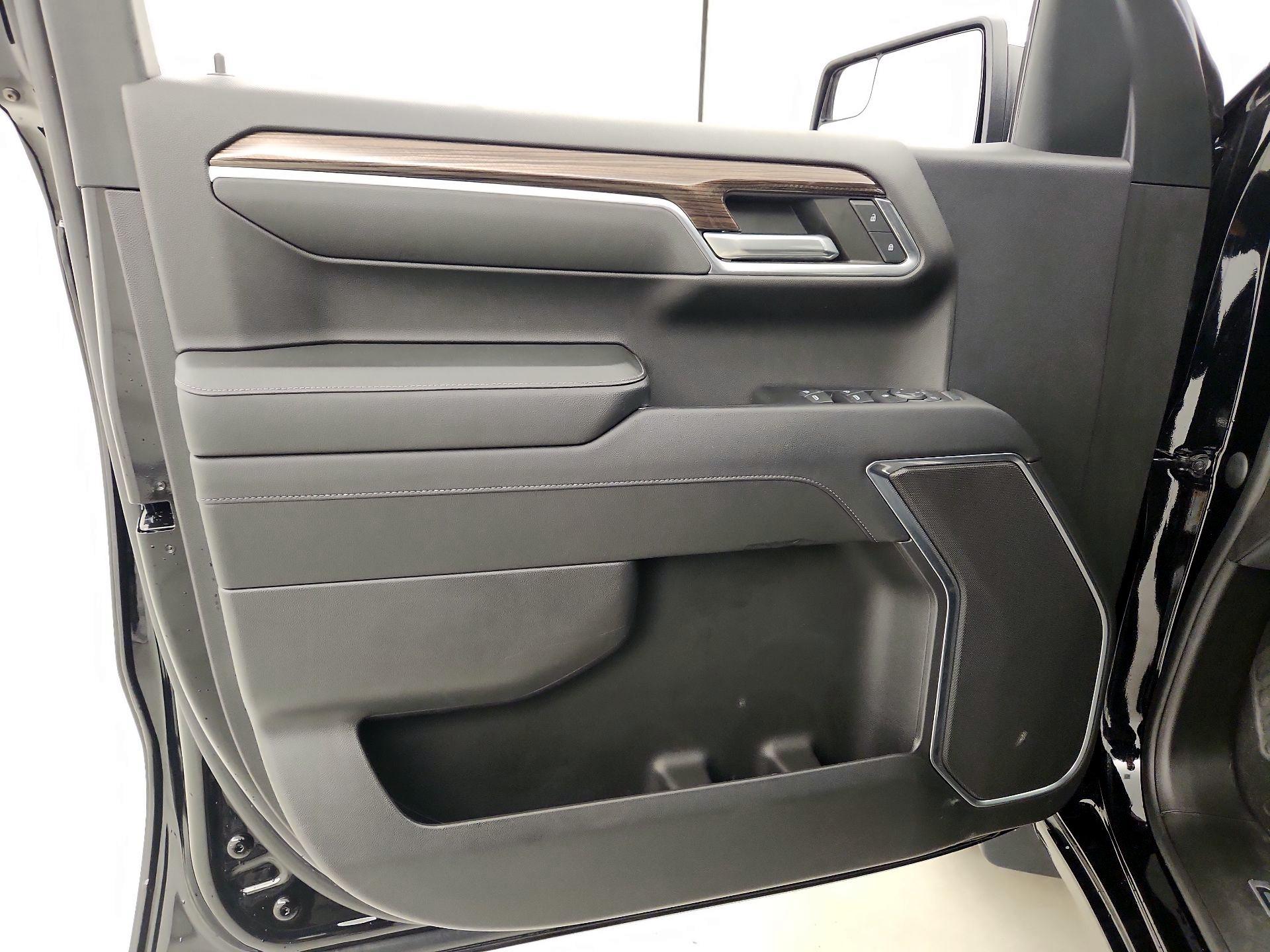 Thumbnail: 2023 Chevrolet Silverado 1500 - 12