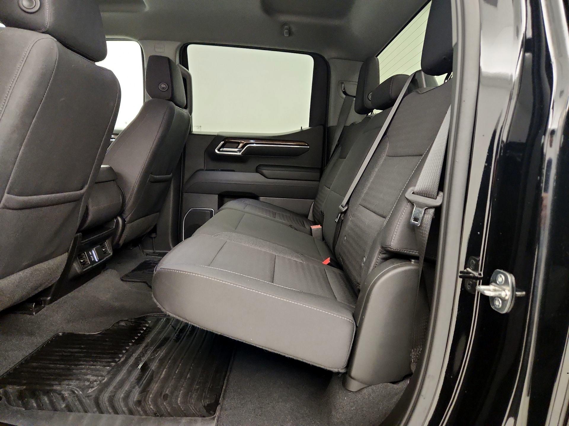 Thumbnail: 2023 Chevrolet Silverado 1500 - 19