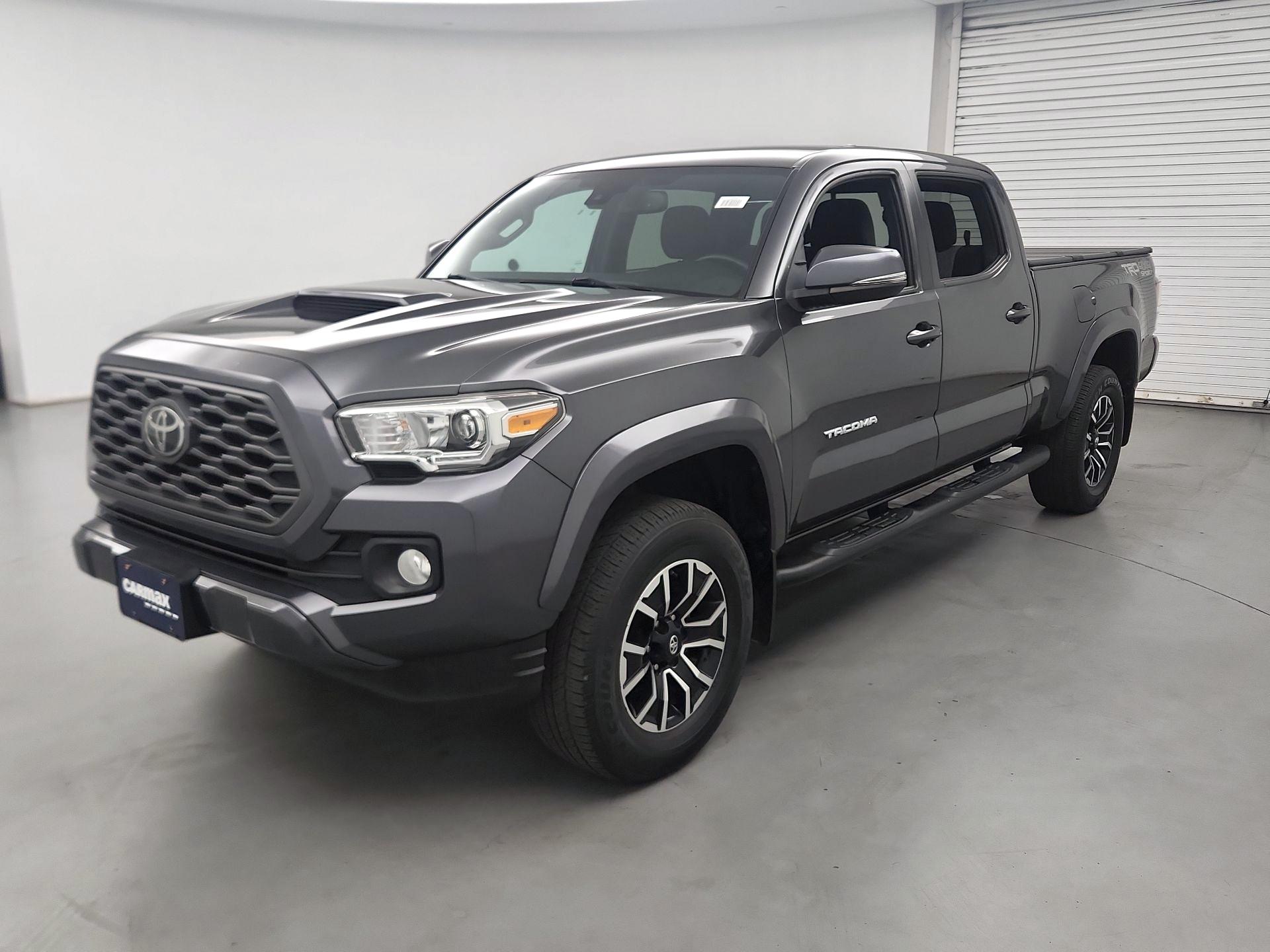 Thumbnail: 2020 Toyota Tacoma - 3
