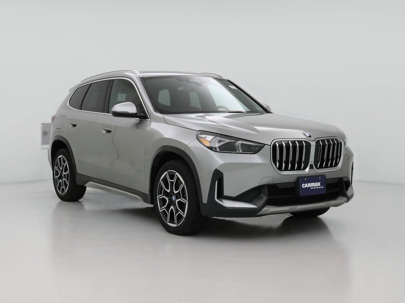 2023 BMW X1