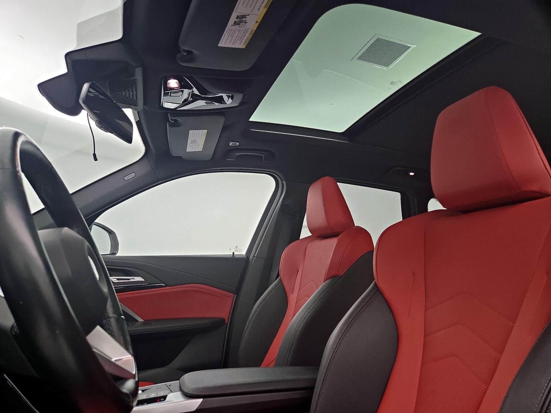 Thumbnail: 2023 BMW X1 - 20