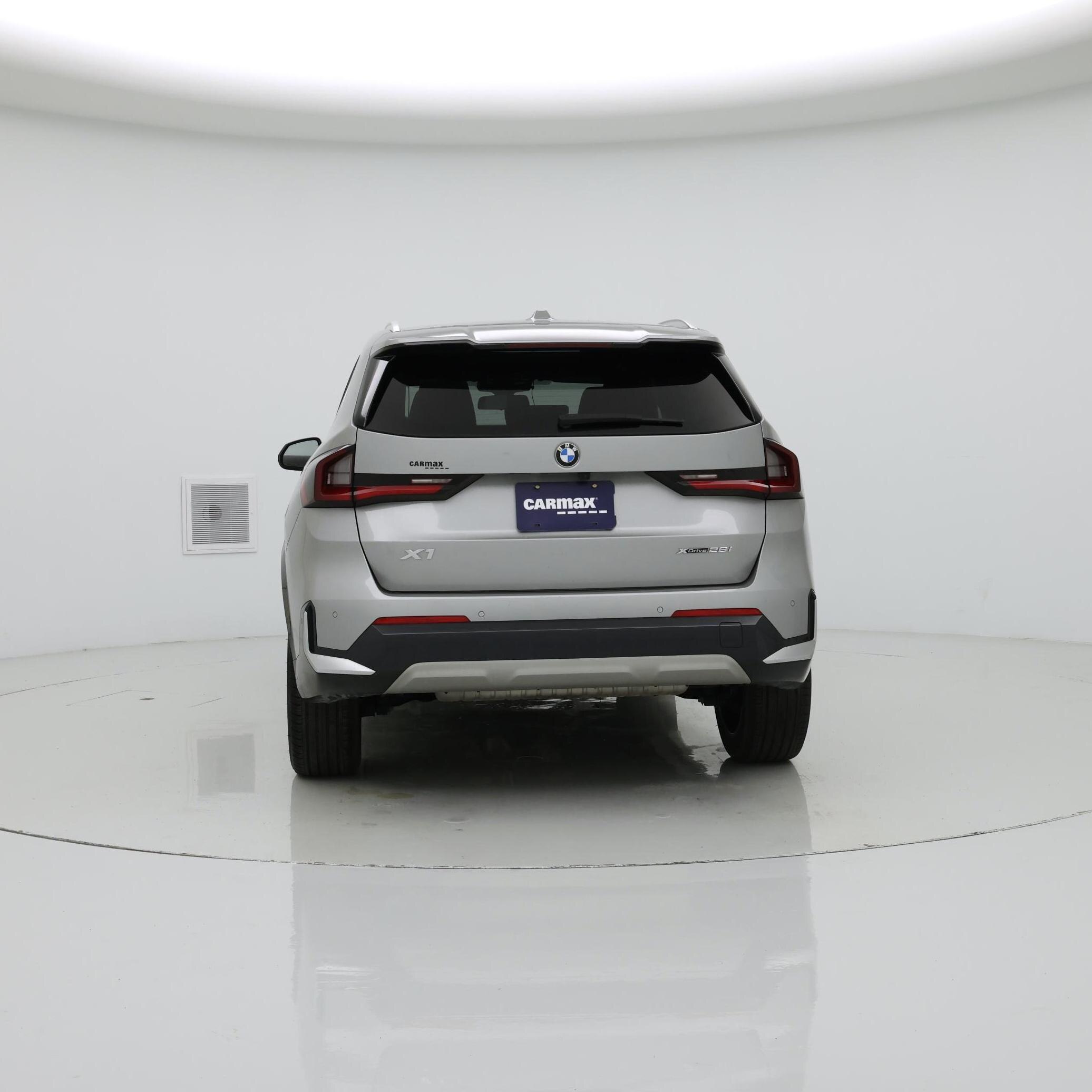 Thumbnail: 2023 BMW X1 - 6