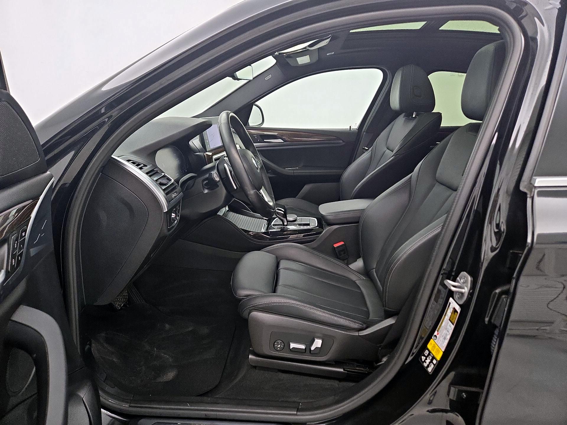 Thumbnail: 2022 BMW X4 - 11