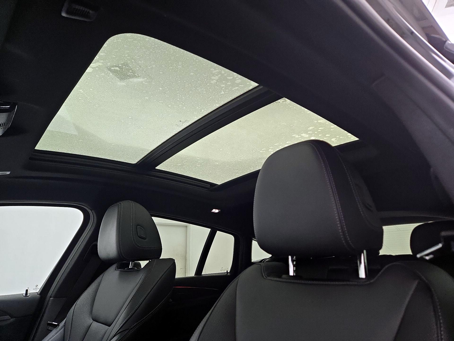 Thumbnail: 2022 BMW X4 - 20