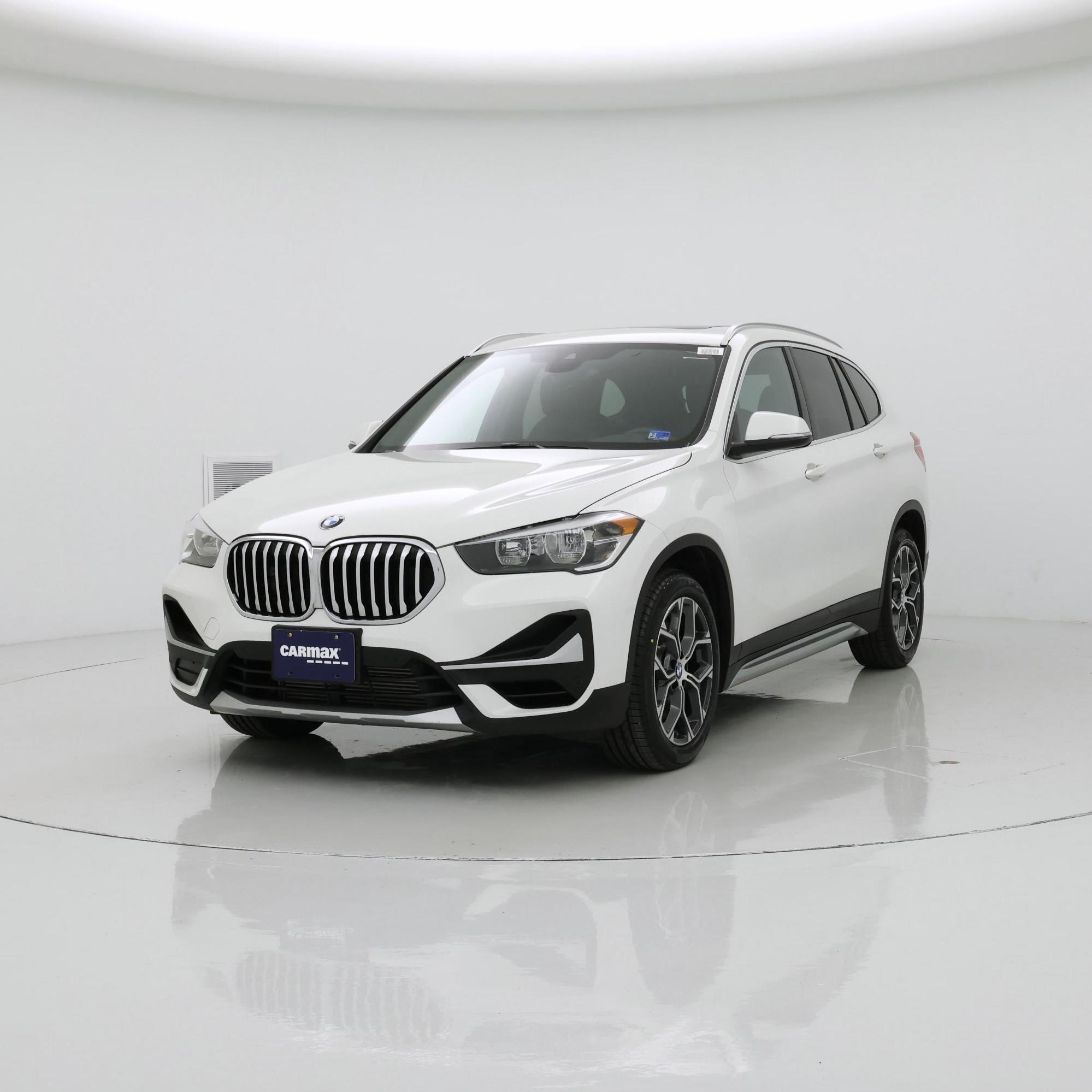 Thumbnail: 2021 BMW X1 - 4
