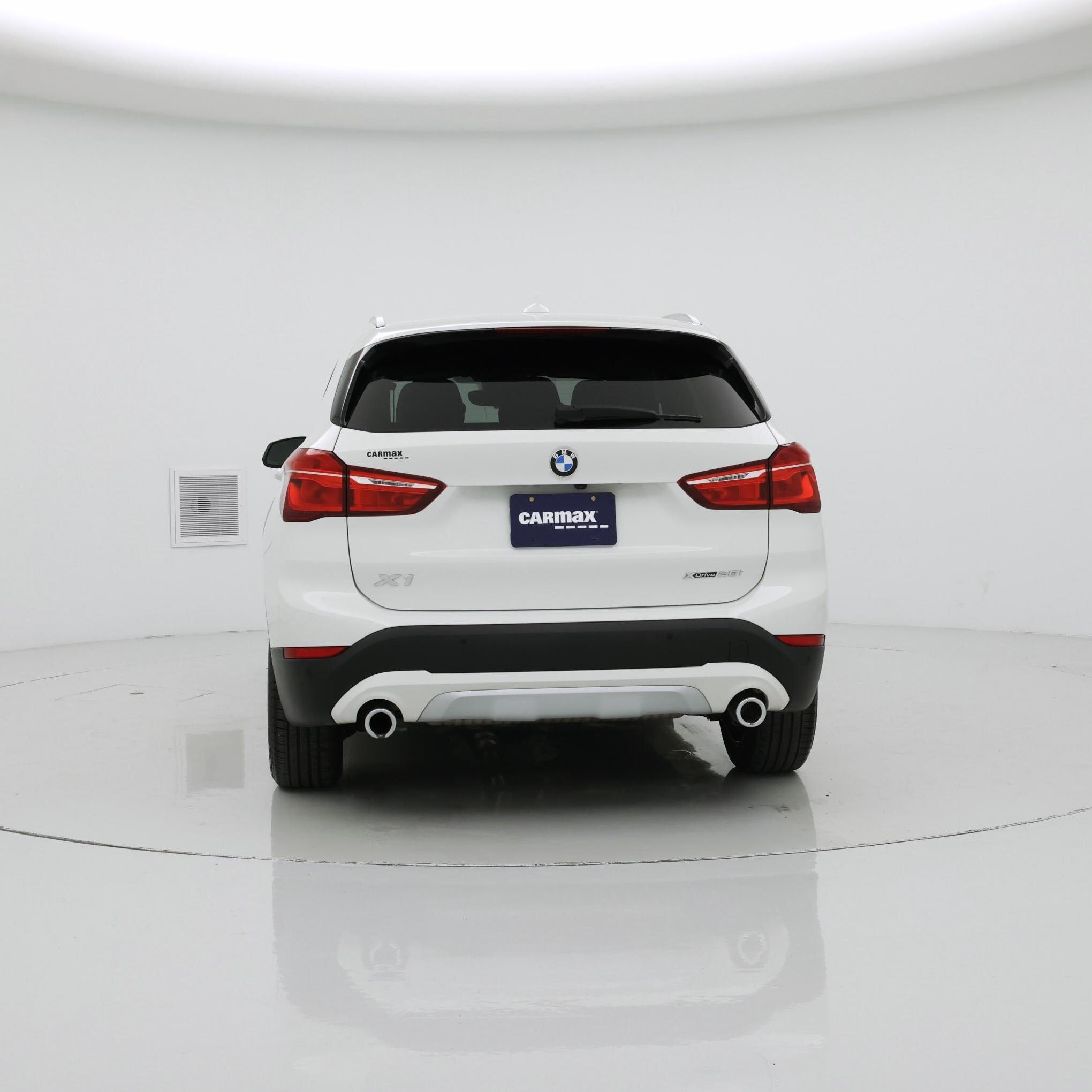 Thumbnail: 2021 BMW X1 - 6