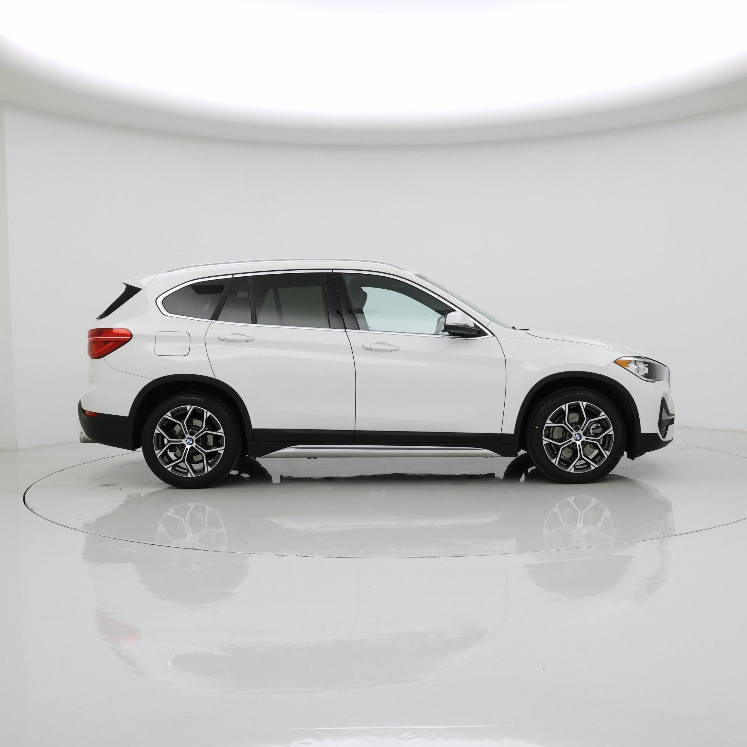 Thumbnail: 2021 BMW X1 - 7