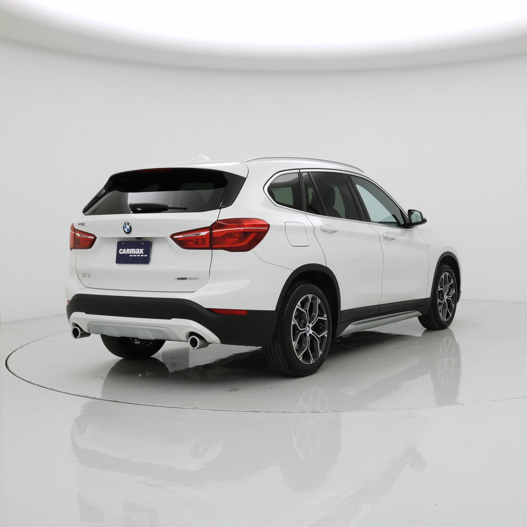 Thumbnail: 2021 BMW X1 - 8