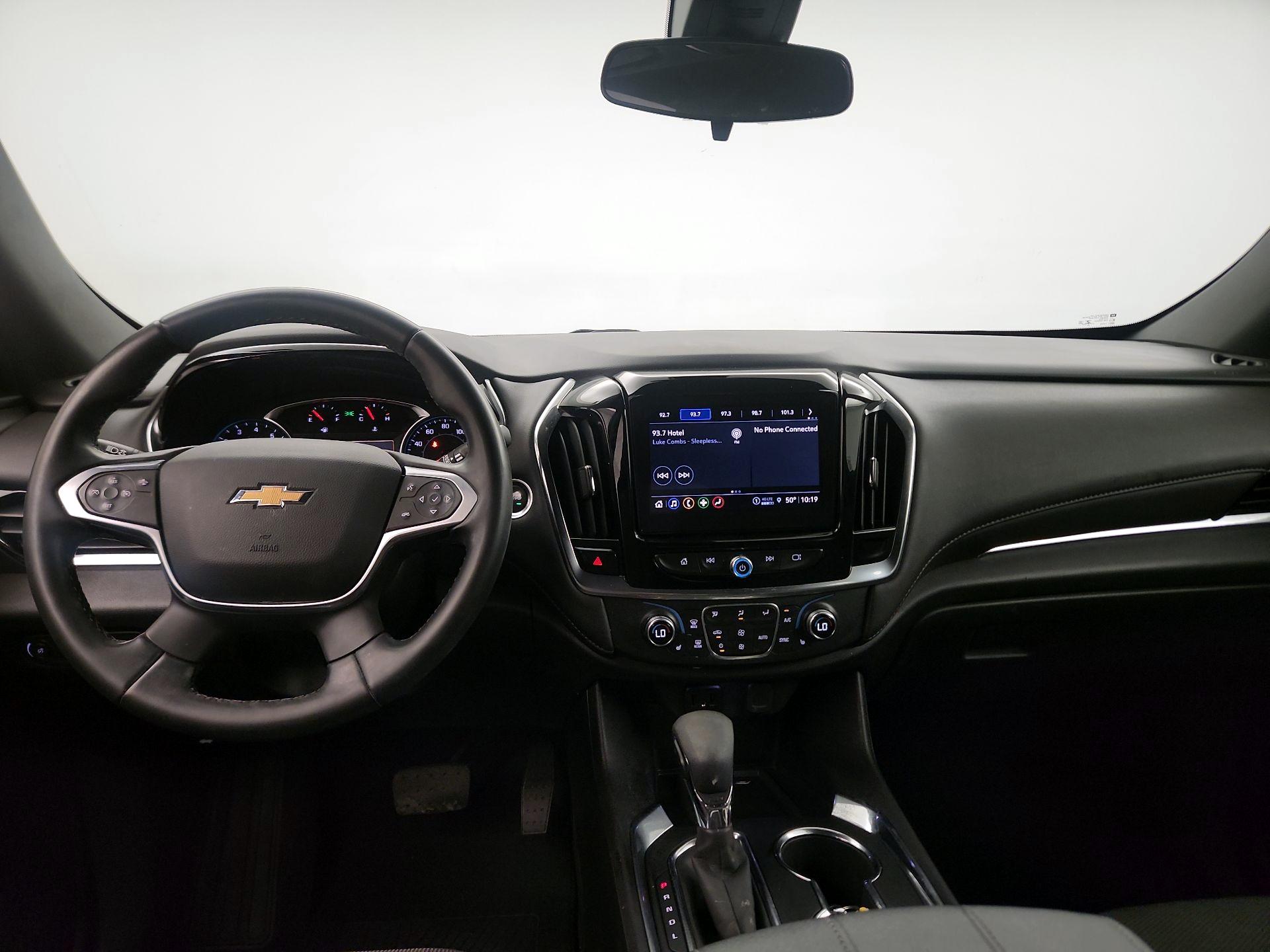 Thumbnail: 2023 Chevrolet Traverse - 8