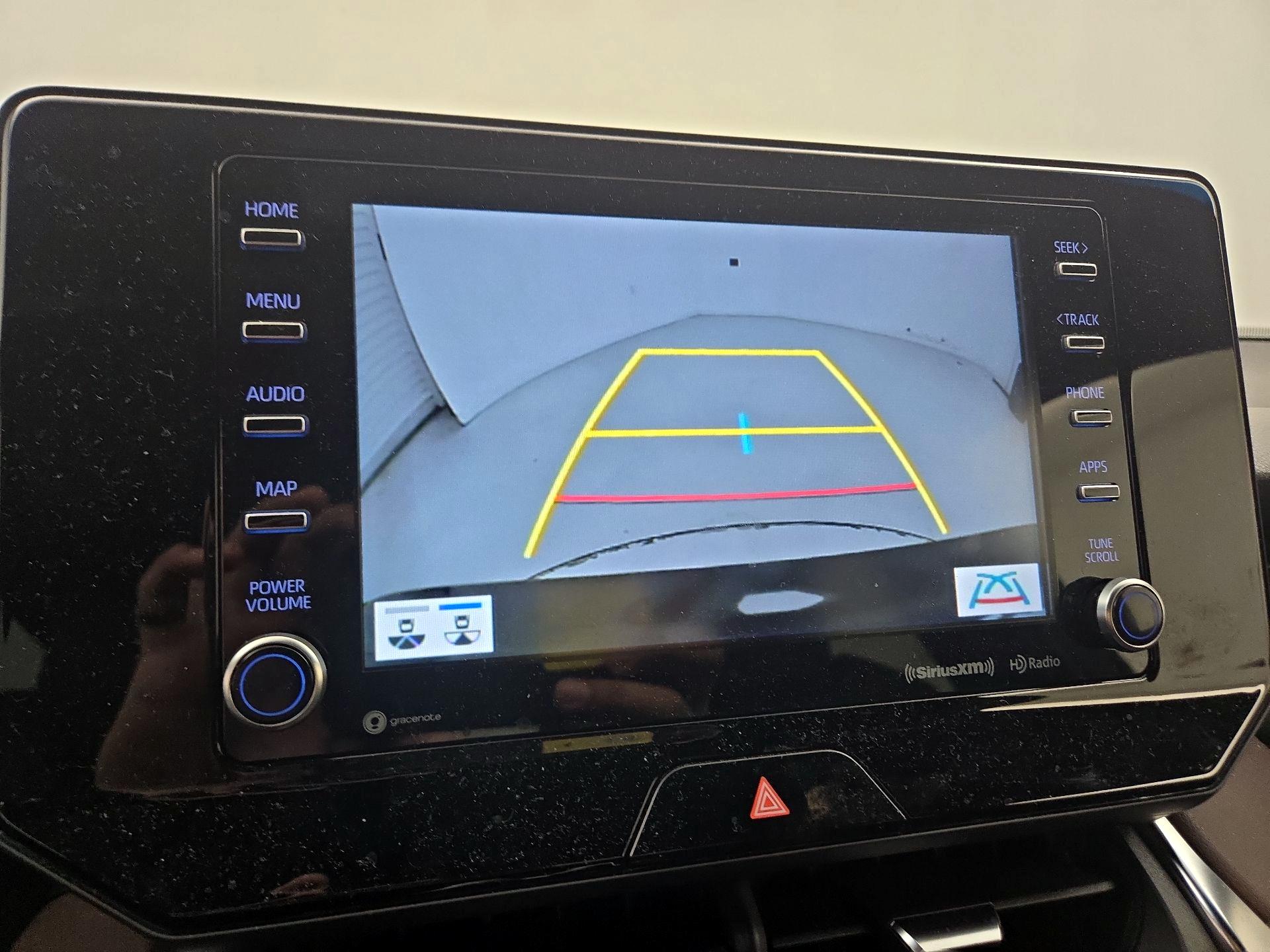 Thumbnail: 2021 Toyota Venza - 15