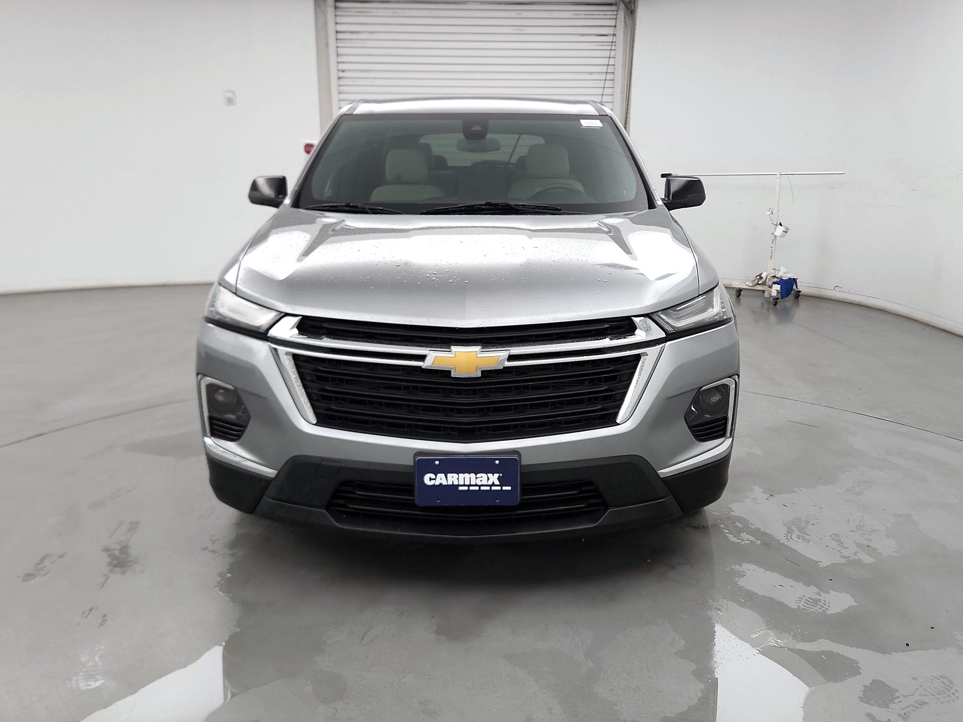 Thumbnail: 2023 Chevrolet Traverse - 2