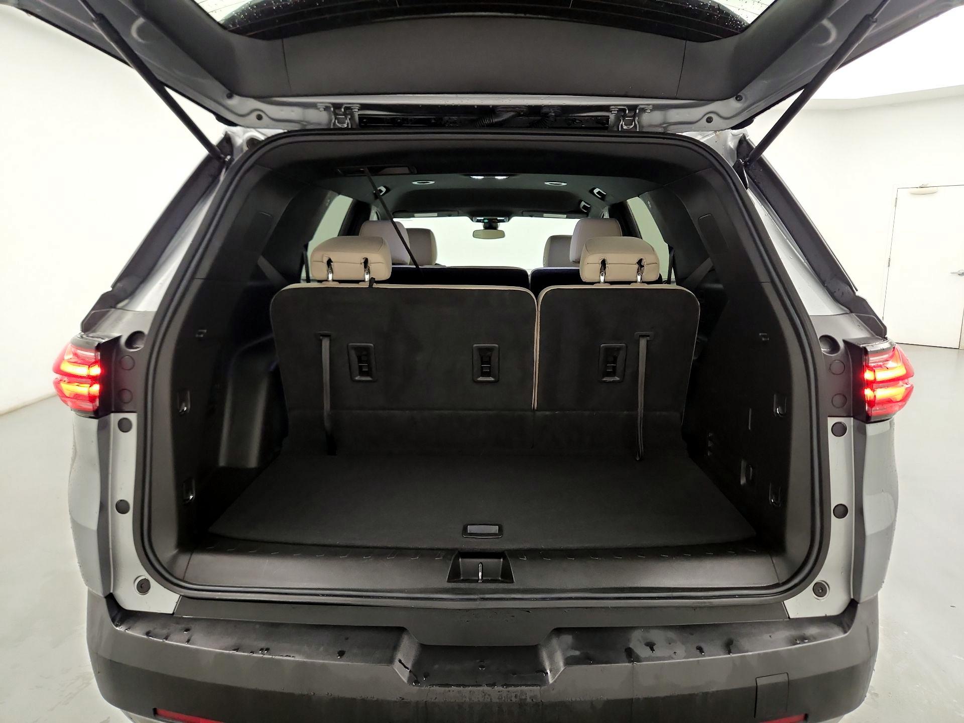 Thumbnail: 2023 Chevrolet Traverse - 19