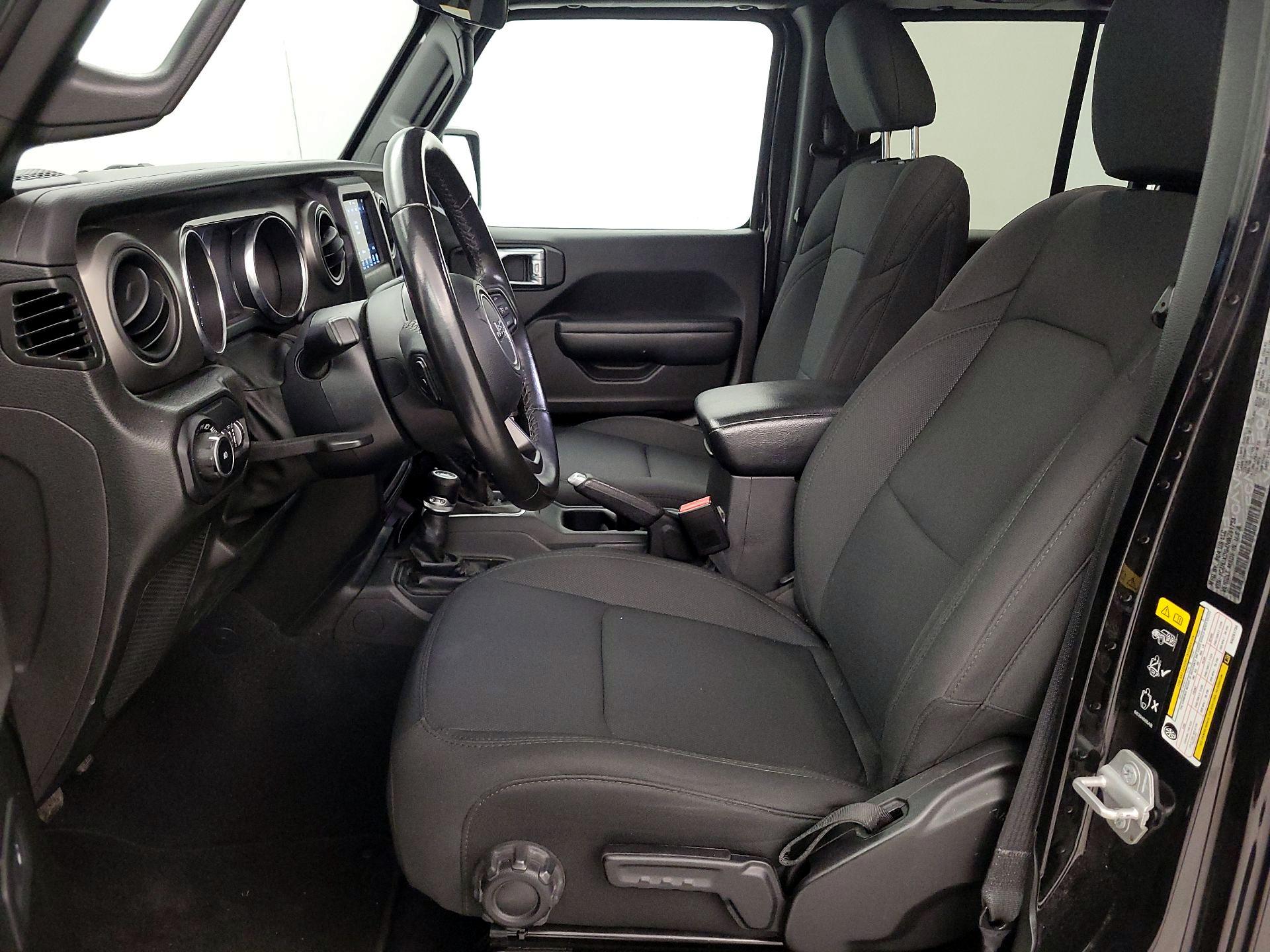 Thumbnail: 2022 Jeep Wrangler - 11