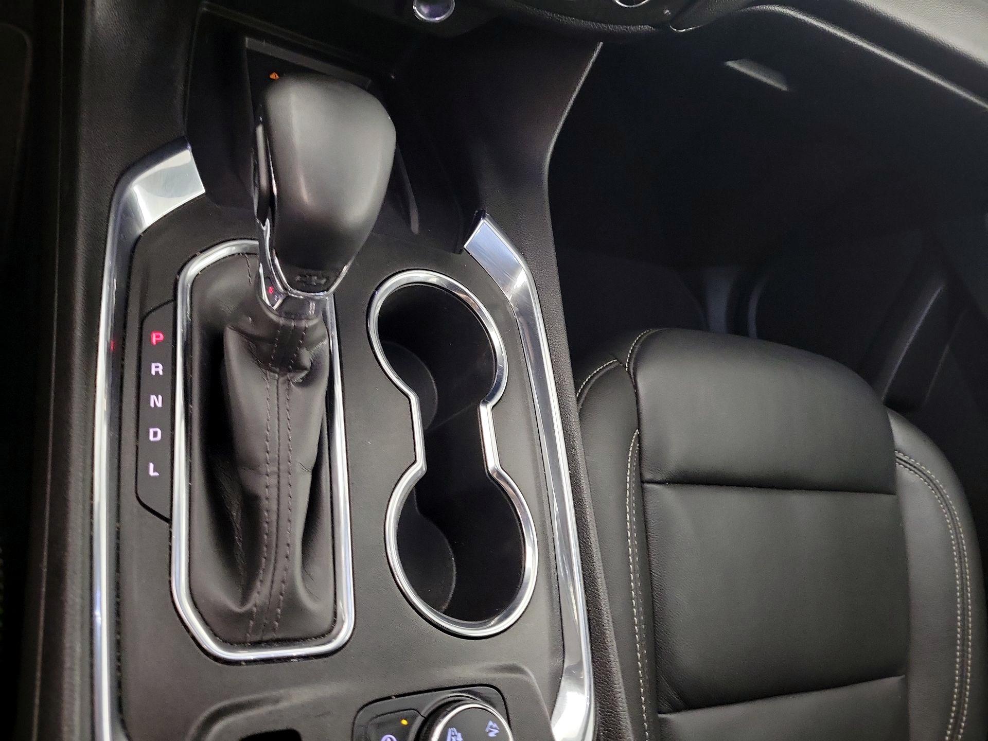 Thumbnail: 2023 Chevrolet Traverse - 15