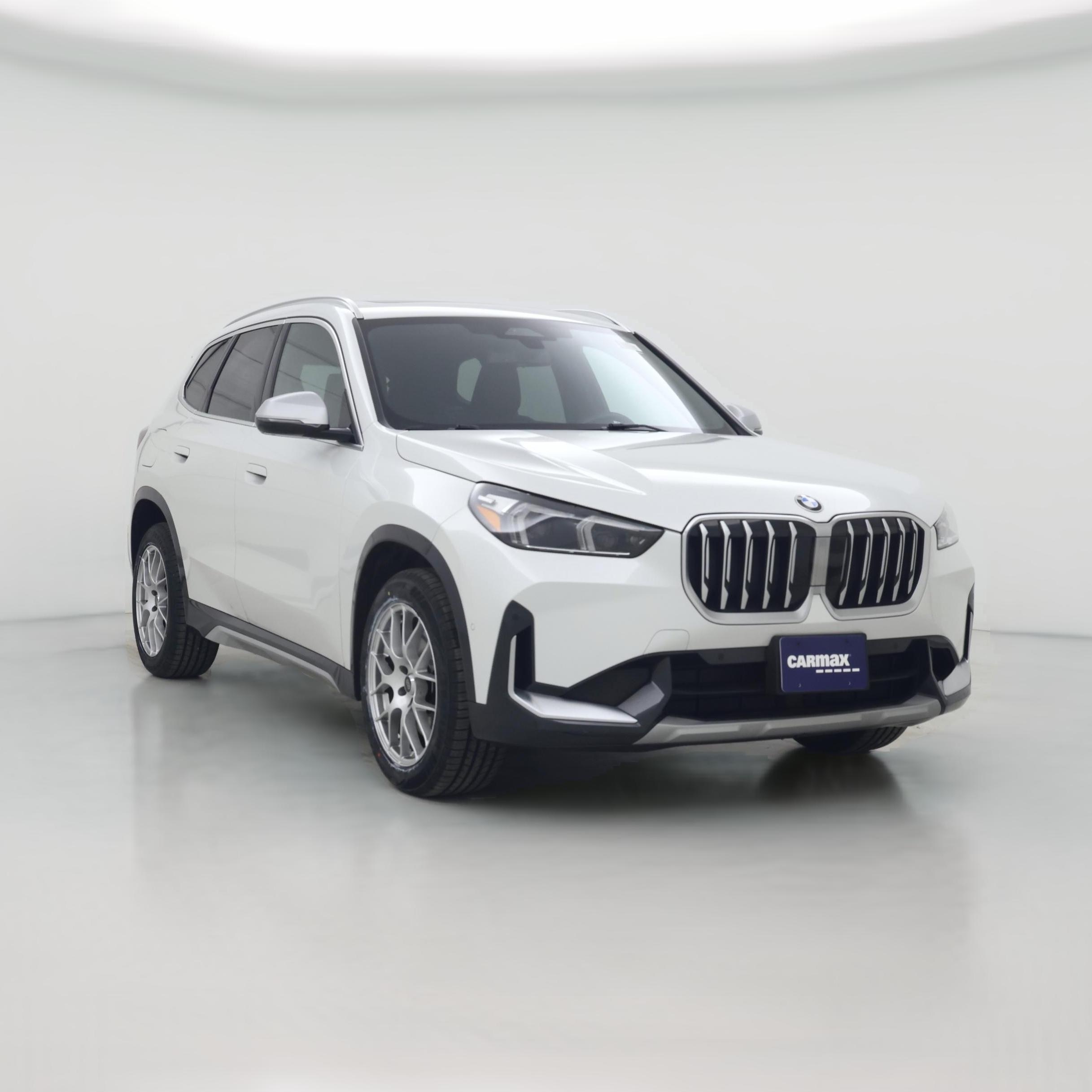 Thumbnail: 2023 BMW X1 - 1