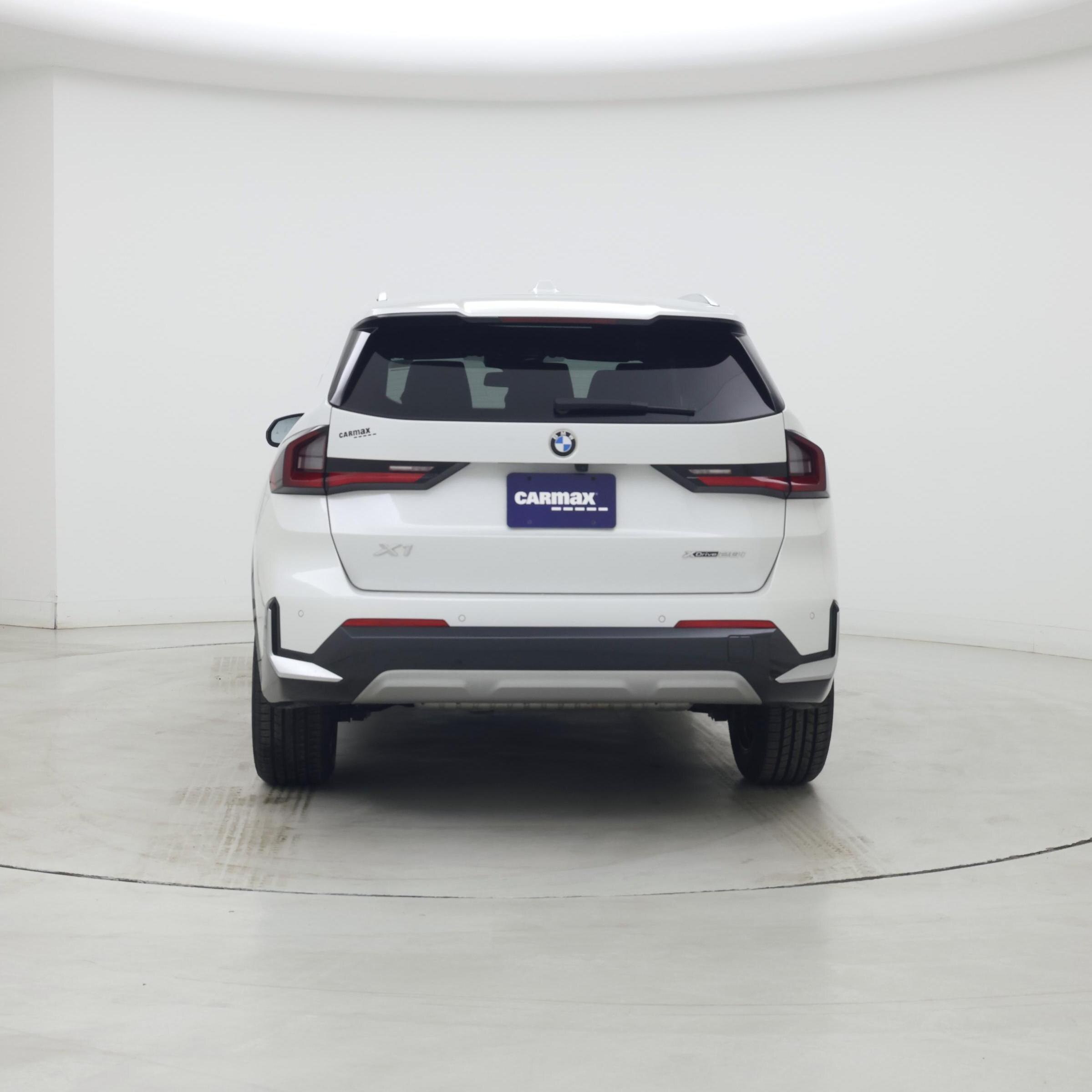 Thumbnail: 2023 BMW X1 - 6