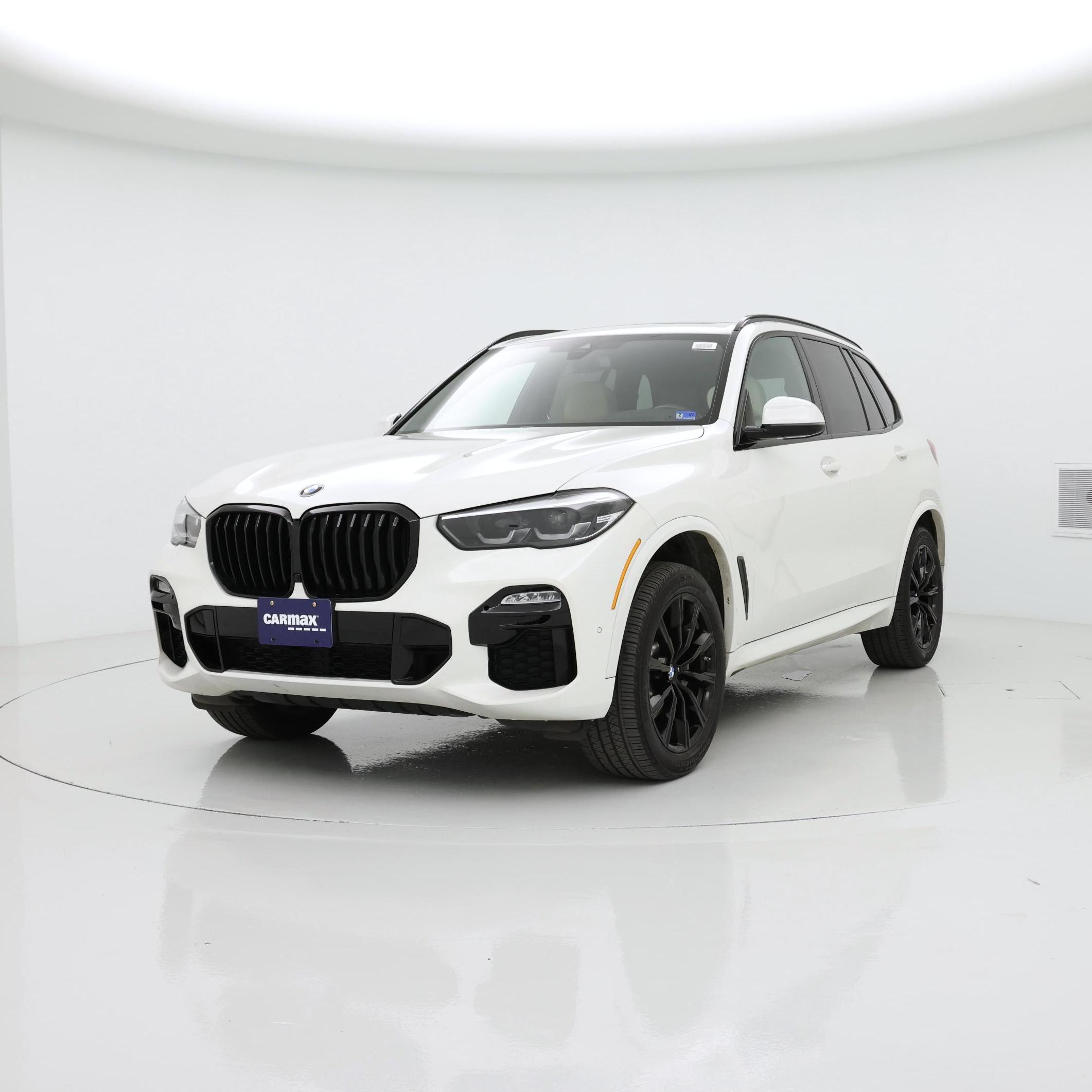 Thumbnail: 2021 BMW X5 - 4