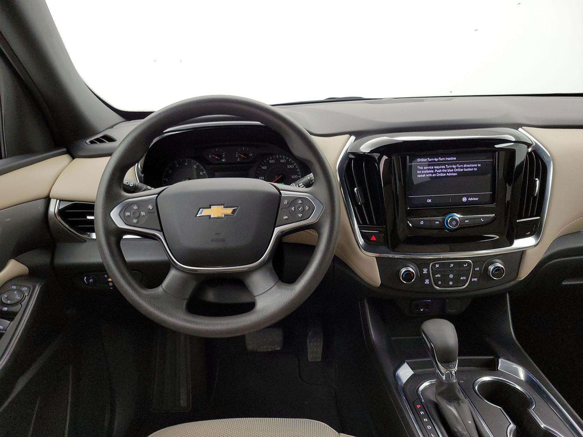 Thumbnail: 2023 Chevrolet Traverse - 10