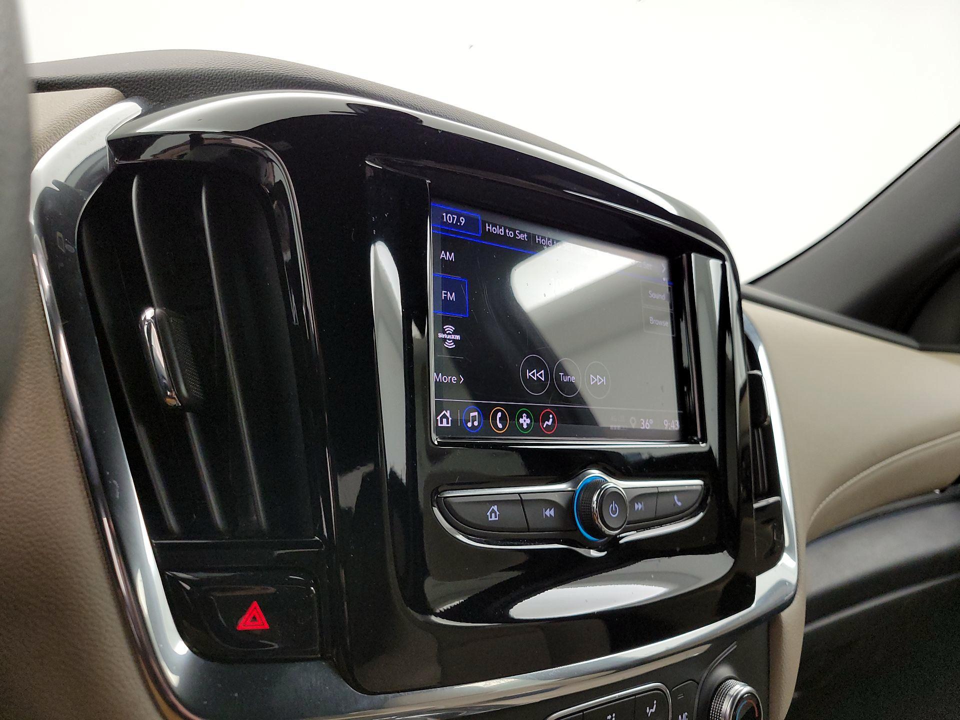 Thumbnail: 2023 Chevrolet Traverse - 16