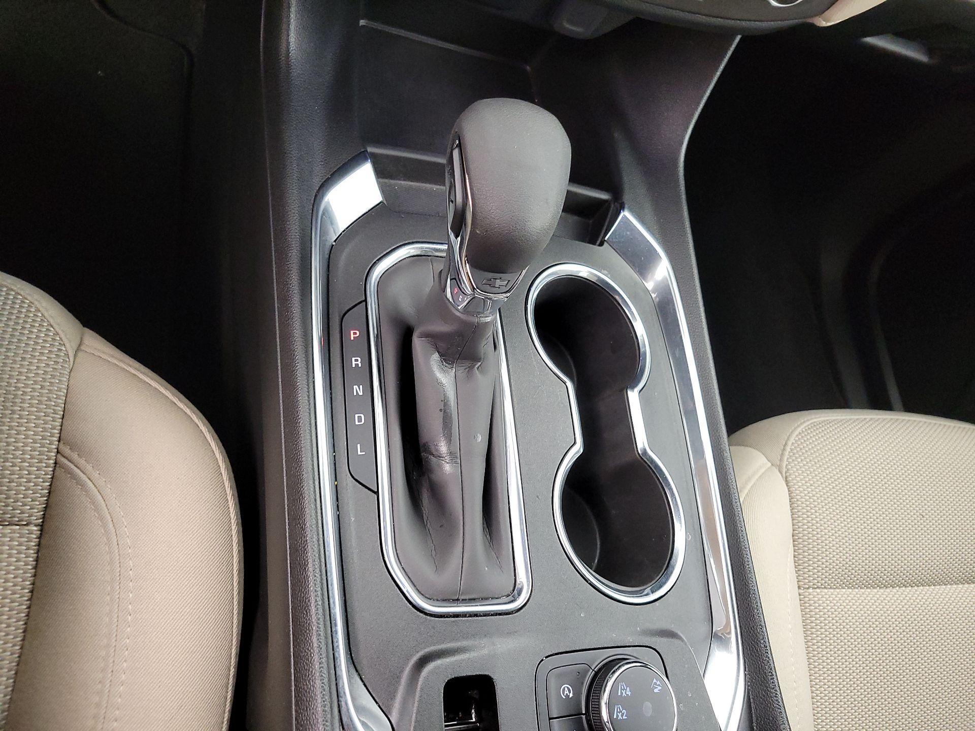 Thumbnail: 2023 Chevrolet Traverse - 18