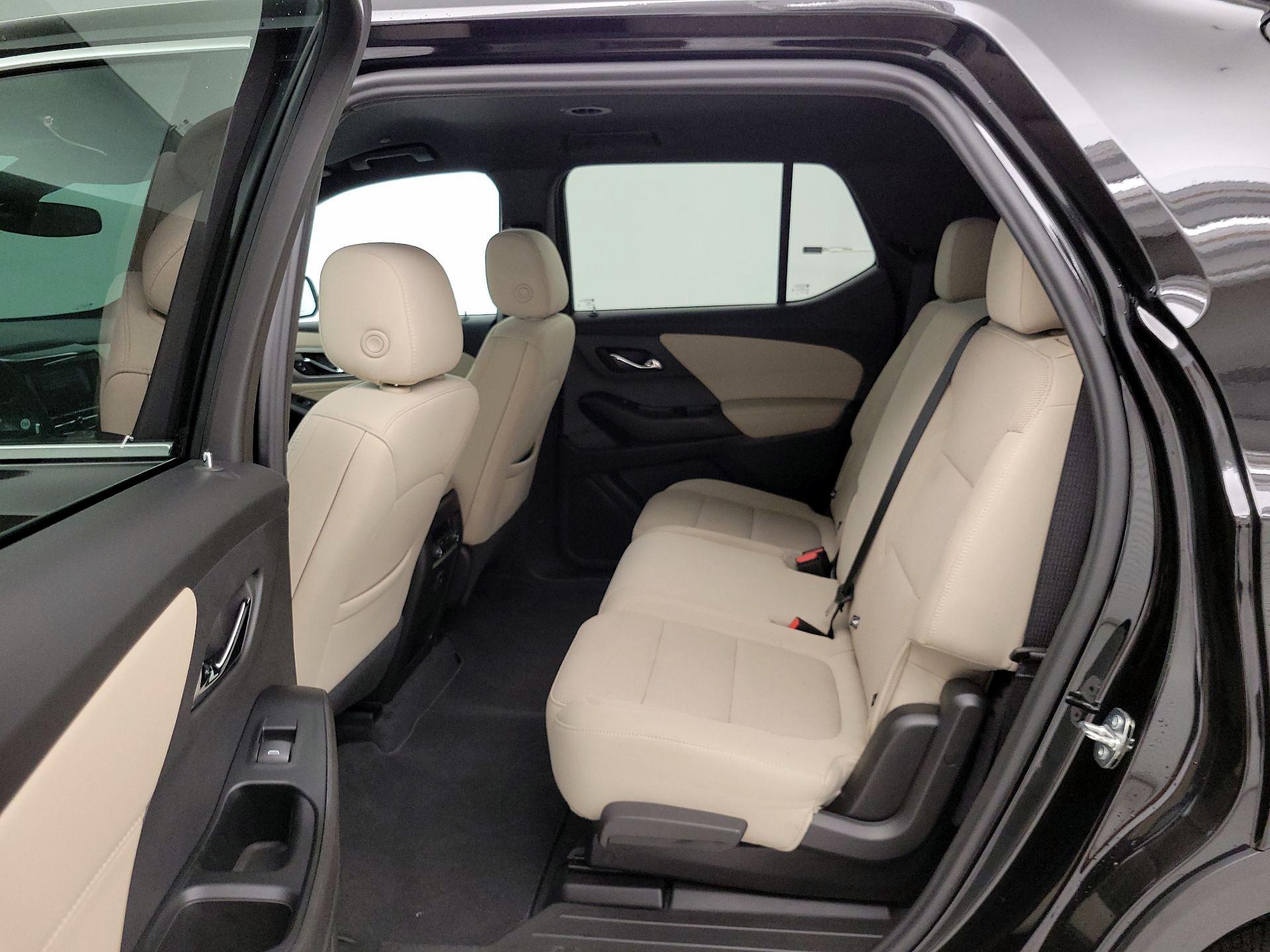 Thumbnail: 2023 Chevrolet Traverse - 20